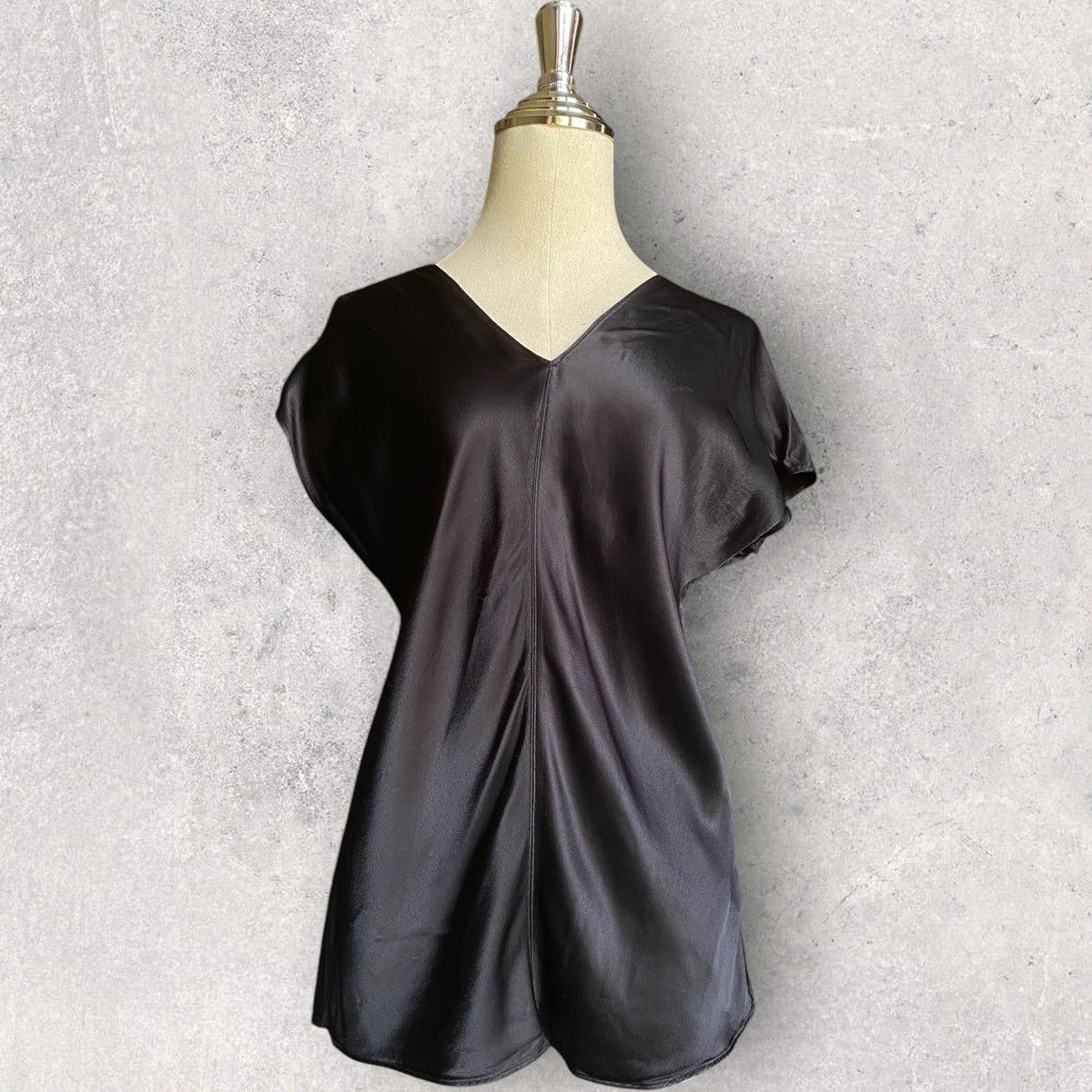 Helmut Lang Helmut Lang Viscose Blouse Size S / US 4 / IT 40 - 1 Thumbnail