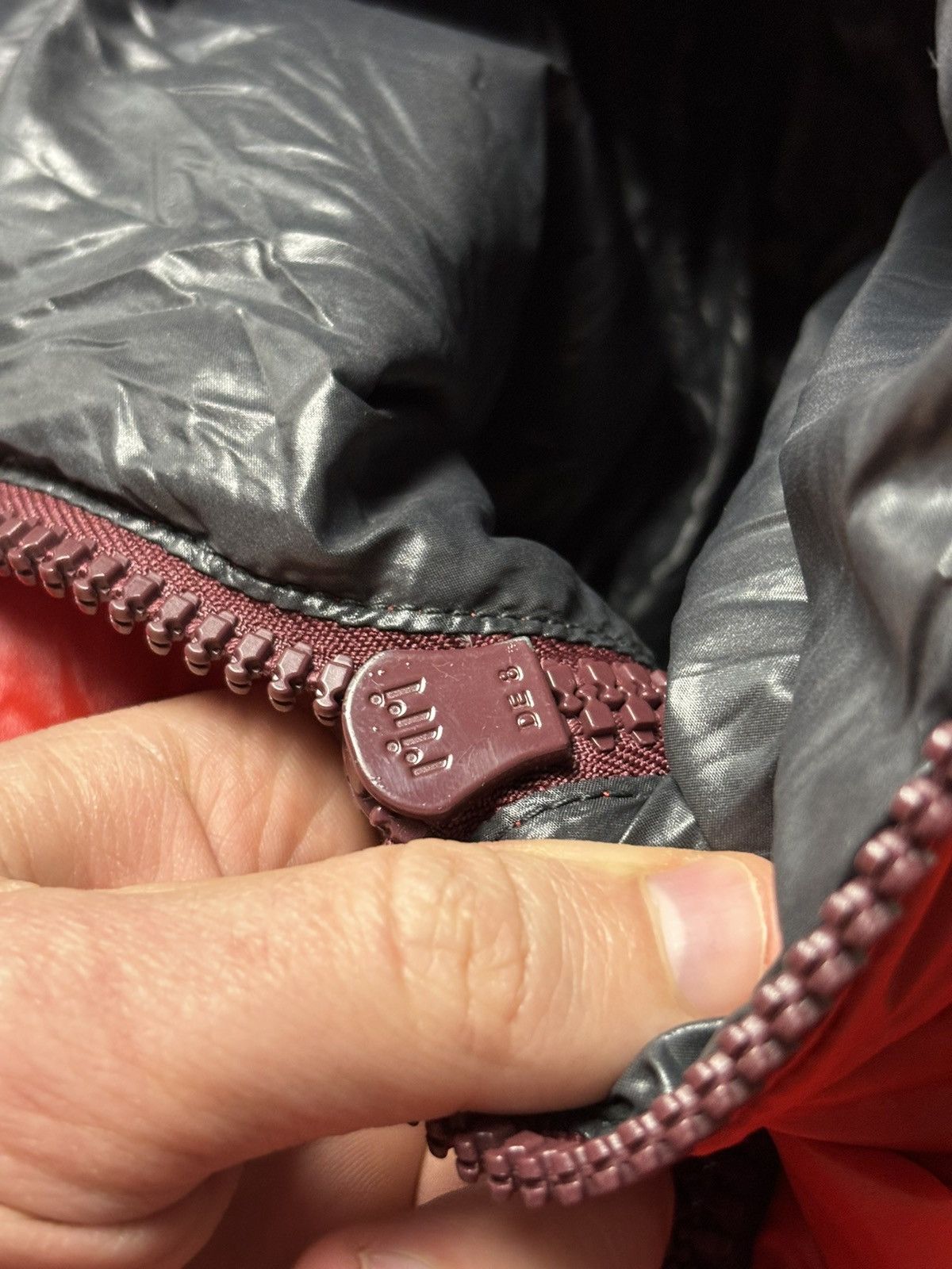 Duvetica Duvetica Aristeo Down Vest / 46 Size US S / EU 44-46 / 1 - 14 Thumbnail