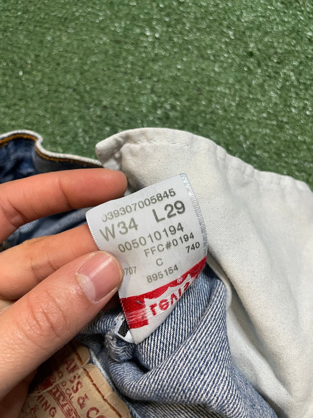 Levi's Vintage 1990s Levi 501 blue jeans Size US 34 / EU 50 - 3 Thumbnail