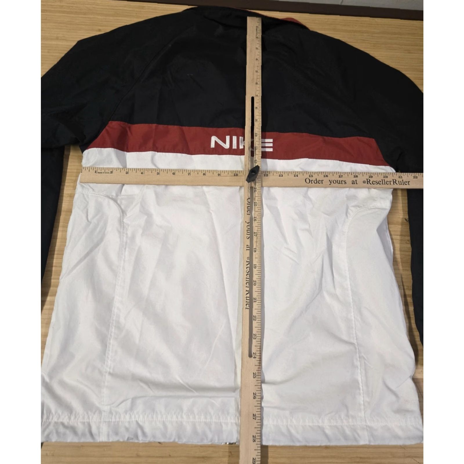 Nike Nike Jacket Mens Small Black Red White Windbreaker Full Zip Back Logo Size US S / EU 44-46 / 1 - 7 Thumbnail