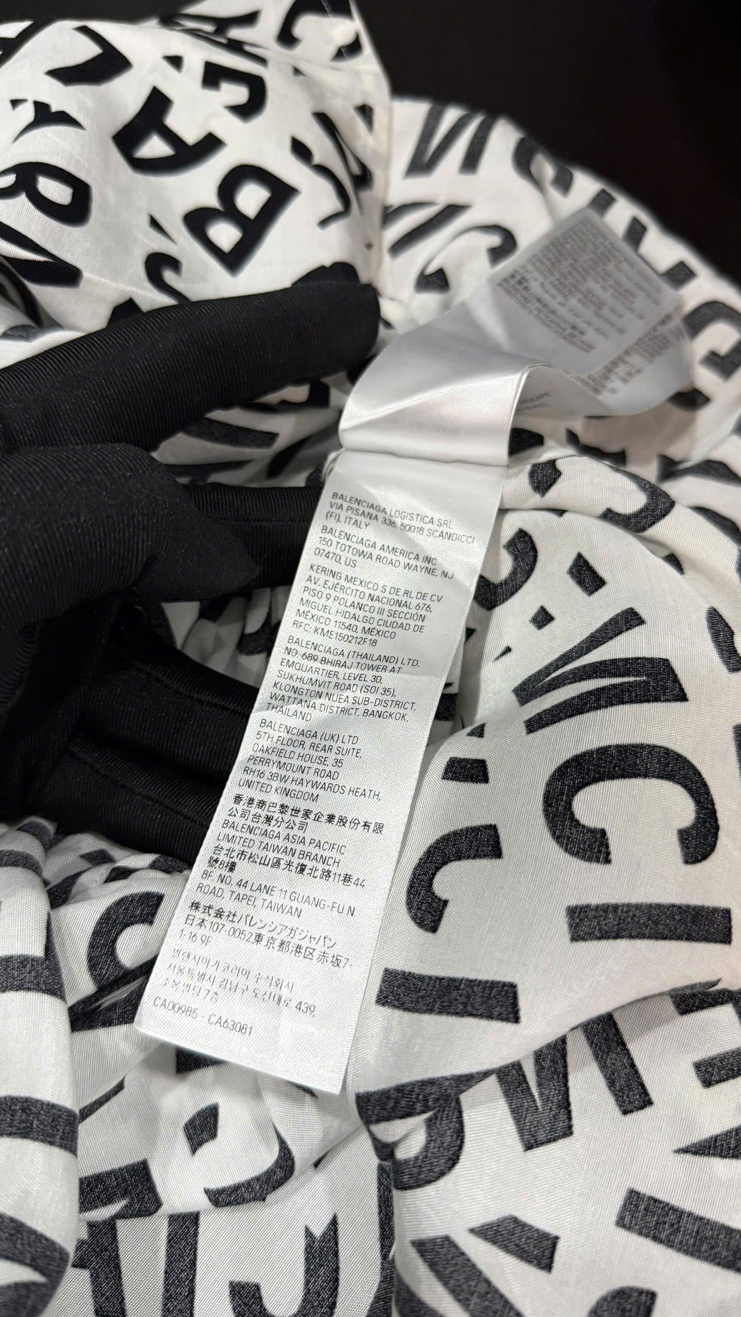 Balenciaga BALENCIAGA SHIRT Size US M / EU 48-50 / 2 - 4 Thumbnail