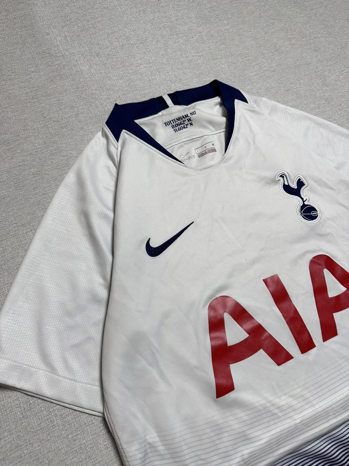 Nike Nike Tottenham home jersey Hotspur 2018/19 Size US S / EU 44-46 / 1 - 5 Thumbnail