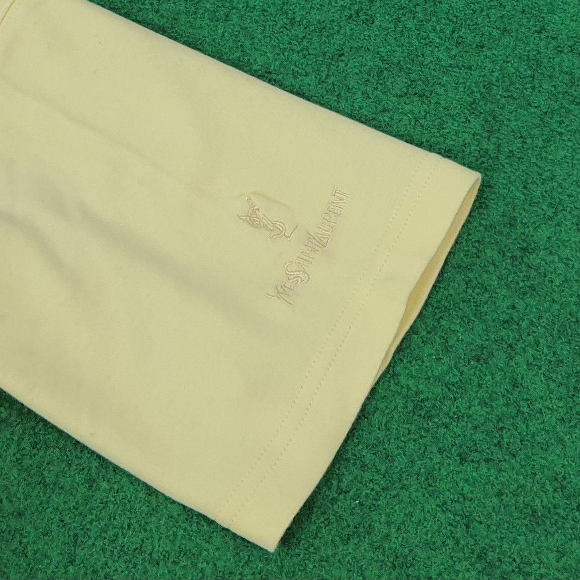 Yves Saint Laurent Vintage YSL Yves Saint Laurent Spell Out Tshirt C27628 Size US M / EU 48-50 / 2 - 6 Thumbnail