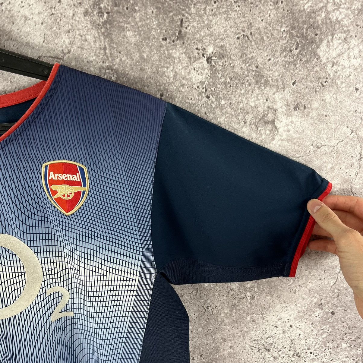 Nike × Vintage Nike O2 Arsenal 2002/2003 Away Jersey Size 13-15 Y Male XS Size US XS / EU 42 / 0 - 5 Thumbnail