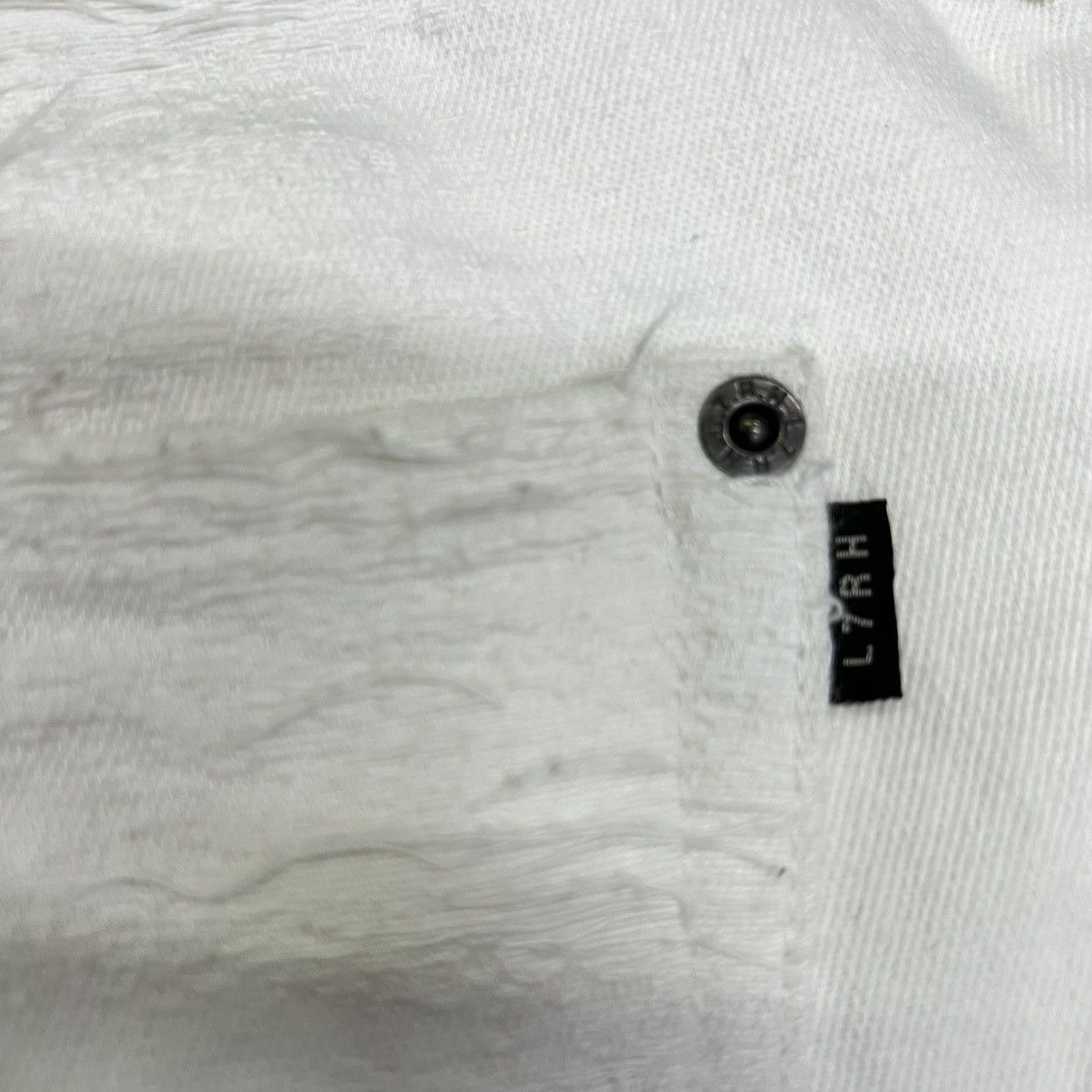 L7 Real Hip L7 REAL HIP DISTINCTIVE RIP AND REPAIR DESIGN FLARE JEANS Size US 32 / EU 48 - 14 Thumbnail