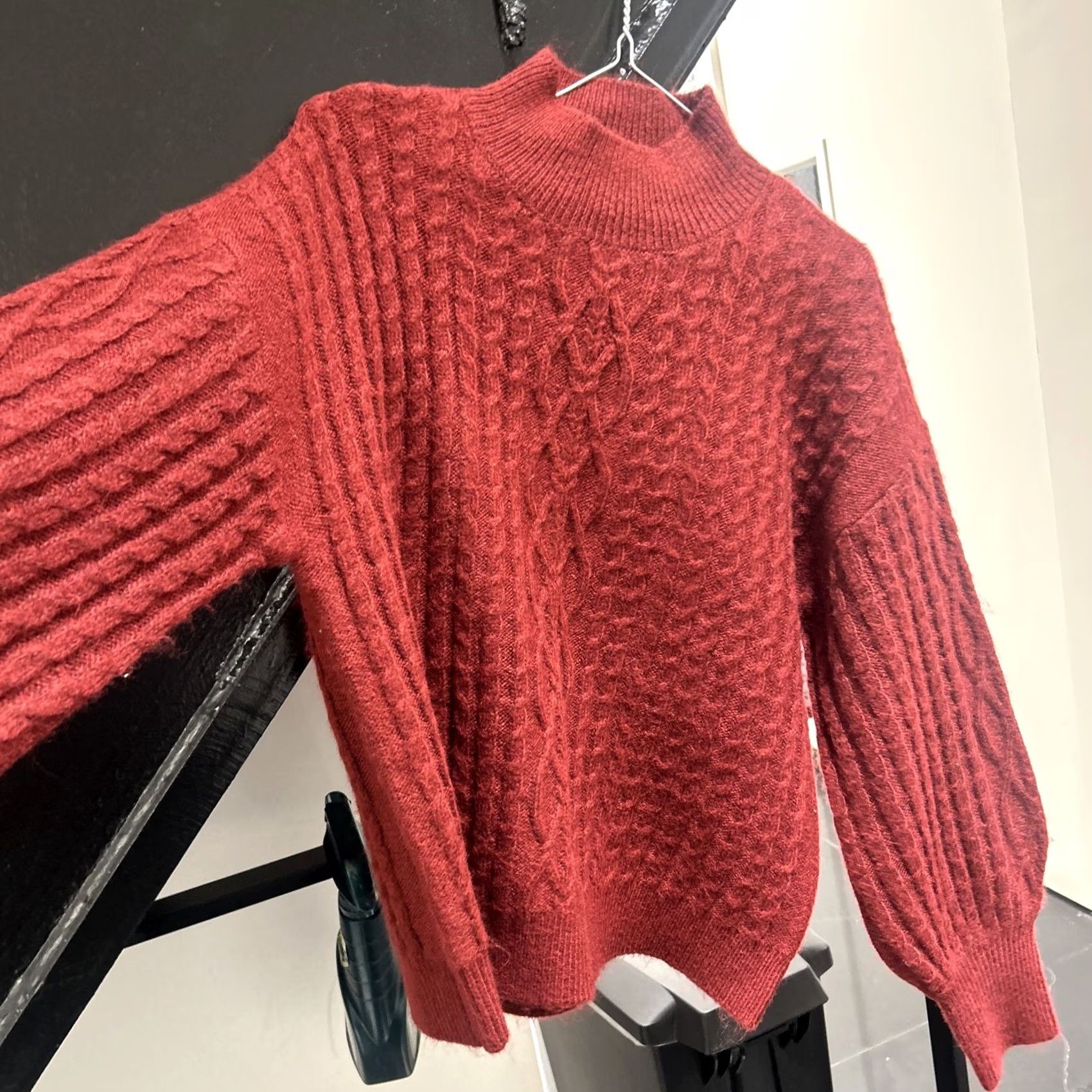 Vintage CeCe Sweater Pullover Mock Neck Long Sleeve Burgundy L CeCe Size L / US 10 / IT 46 - 5 Thumbnail