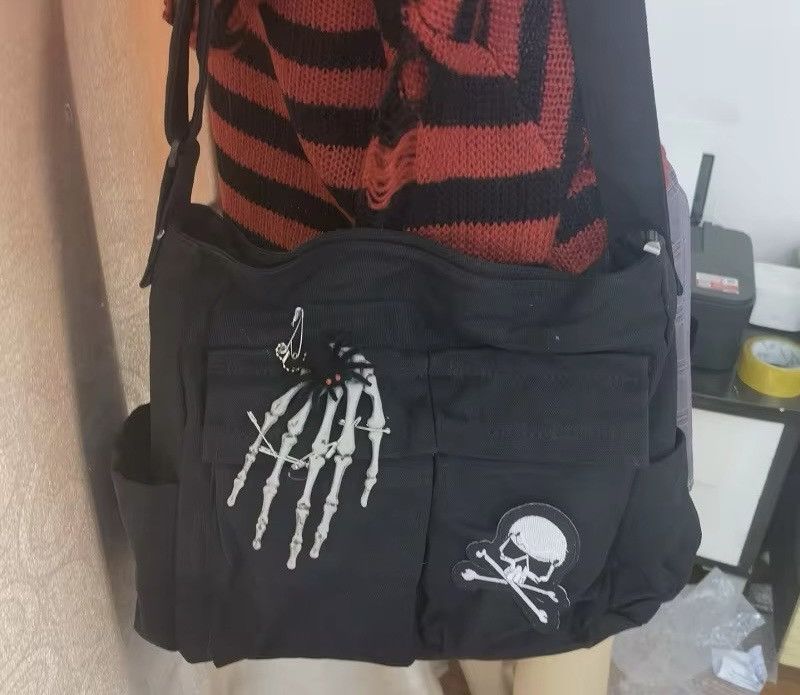 Japanese Brand Canvas Shoulder Skull Skeleton Bag Size ONE SIZE - 1 Thumbnail