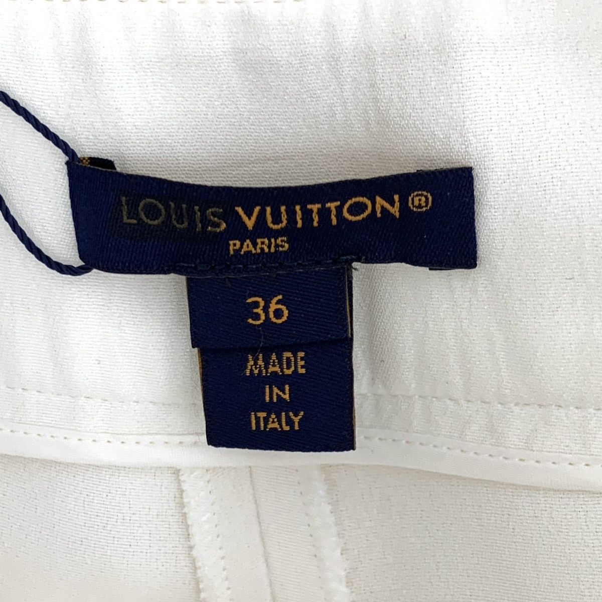 Louis Vuitton Louis Vuitton White Logo Leather Tag Casual Shorts K26WX Size 25" / US 0 / IT 36 - 5 Thumbnail