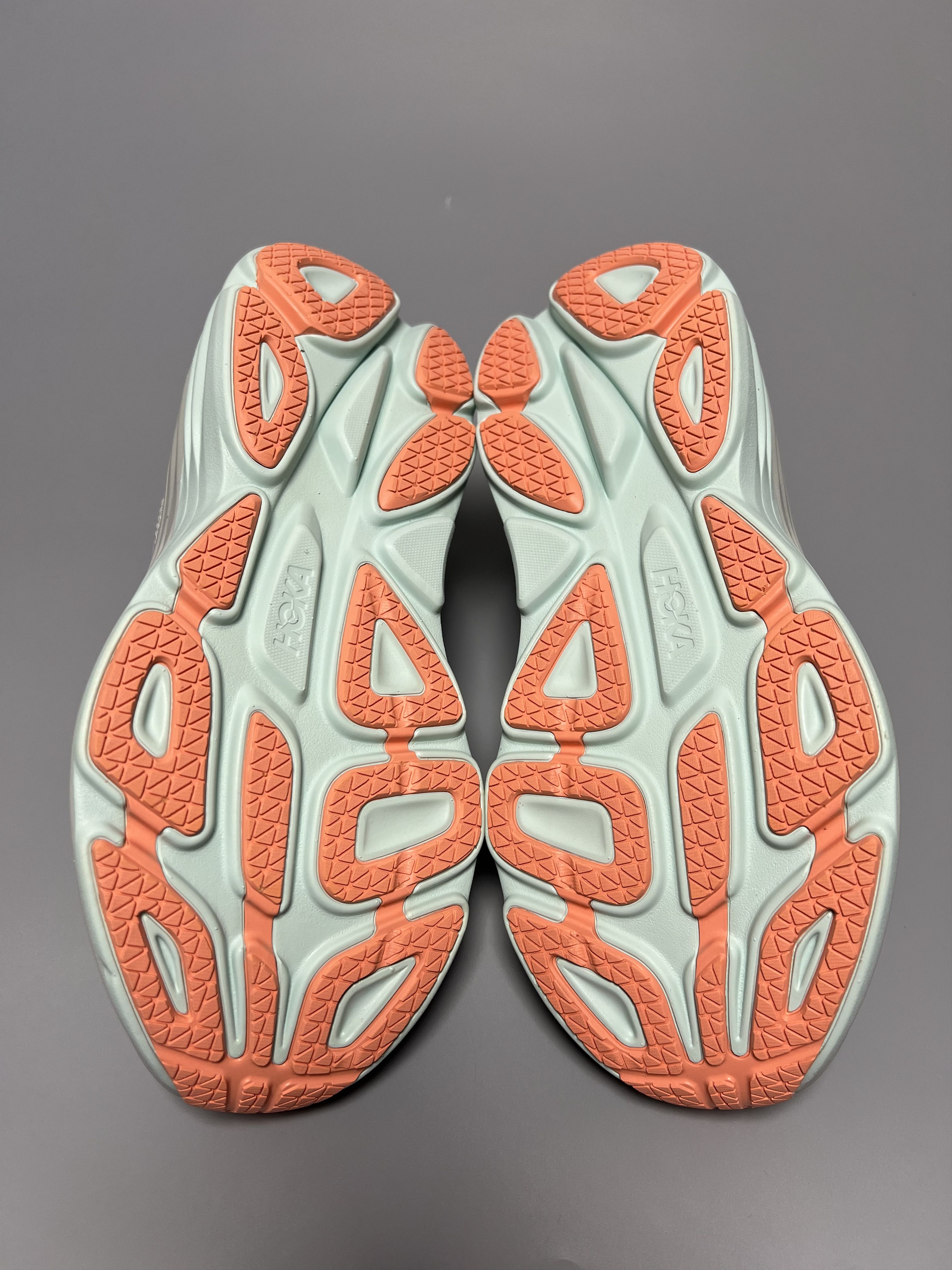 Hoka 9.5B Hoka One One Bondi 8 Running Shoes Walking Gym Size US 9.5 / IT 39.5 - 6 Thumbnail