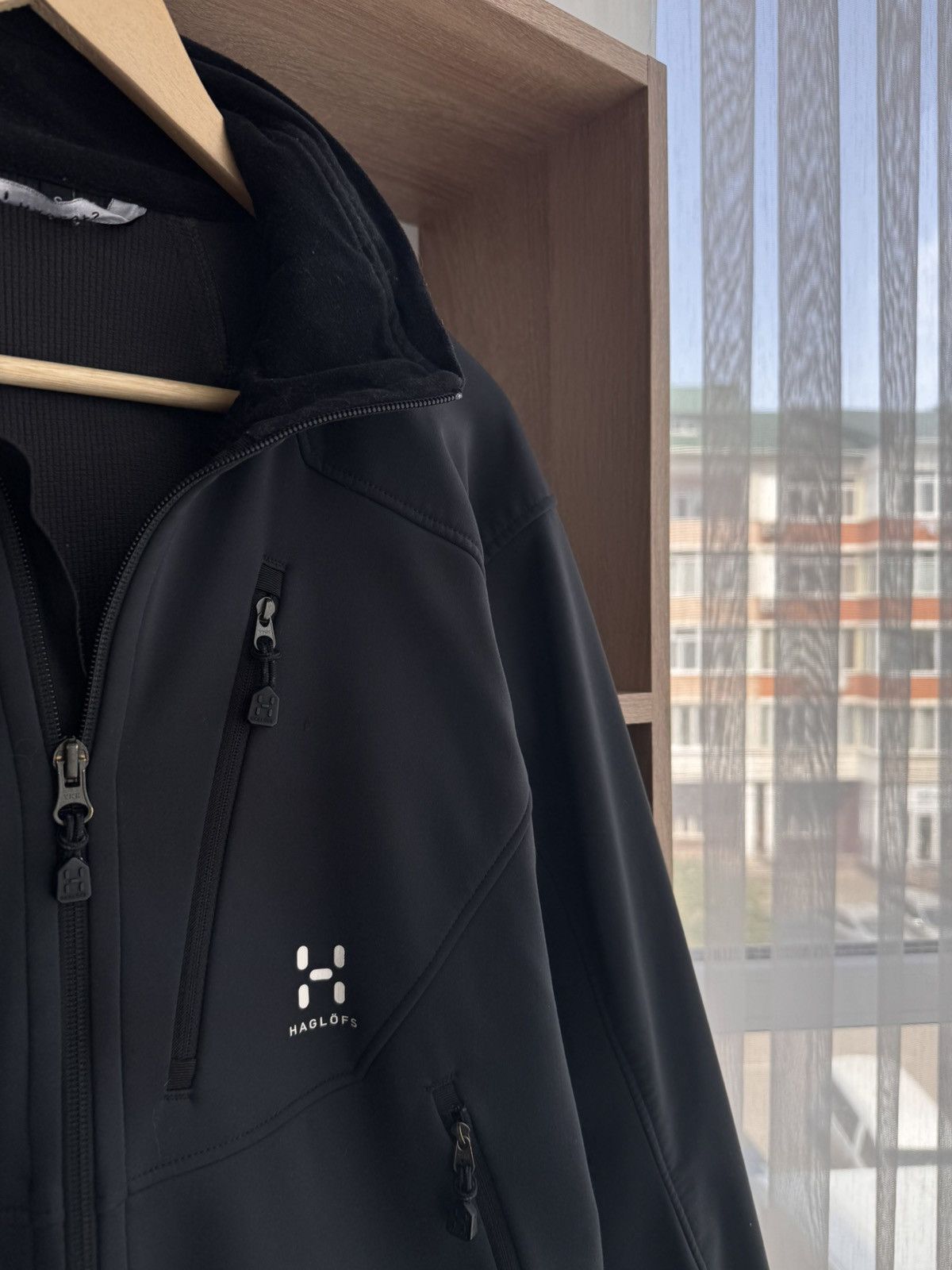 Haglofs × Vintage Vintage Haglofs Gorpcore Windstopper Softshell Jacket Size US S / EU 44-46 / 1 - 5 Thumbnail