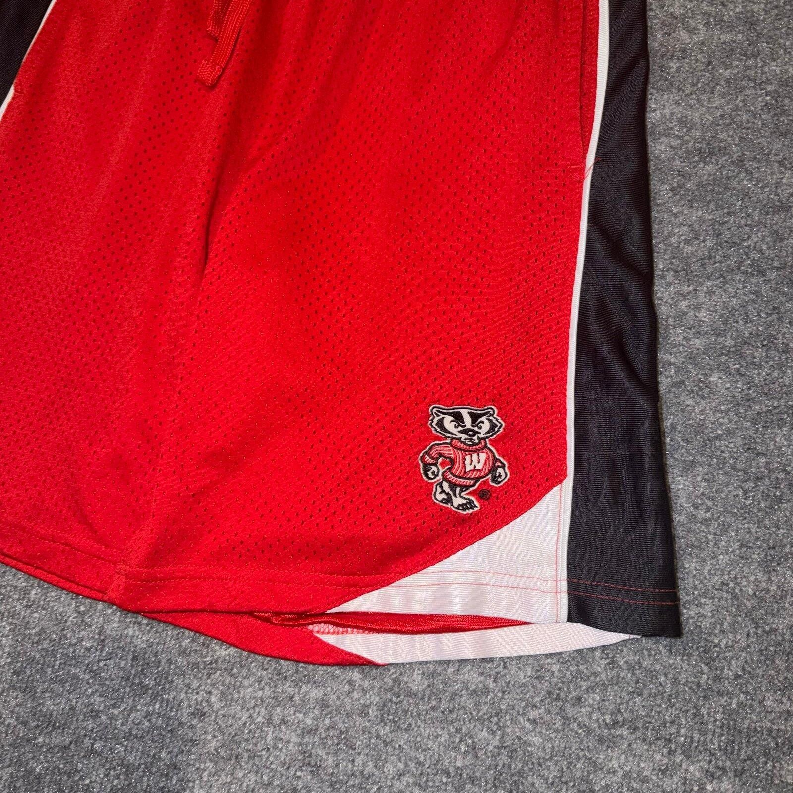 Colosseum Athletics Colosseum Wisconsin Badgers Dazzle Baggy Hoop Shorts Mens MD Size US 32 / EU 48 - 2 Thumbnail