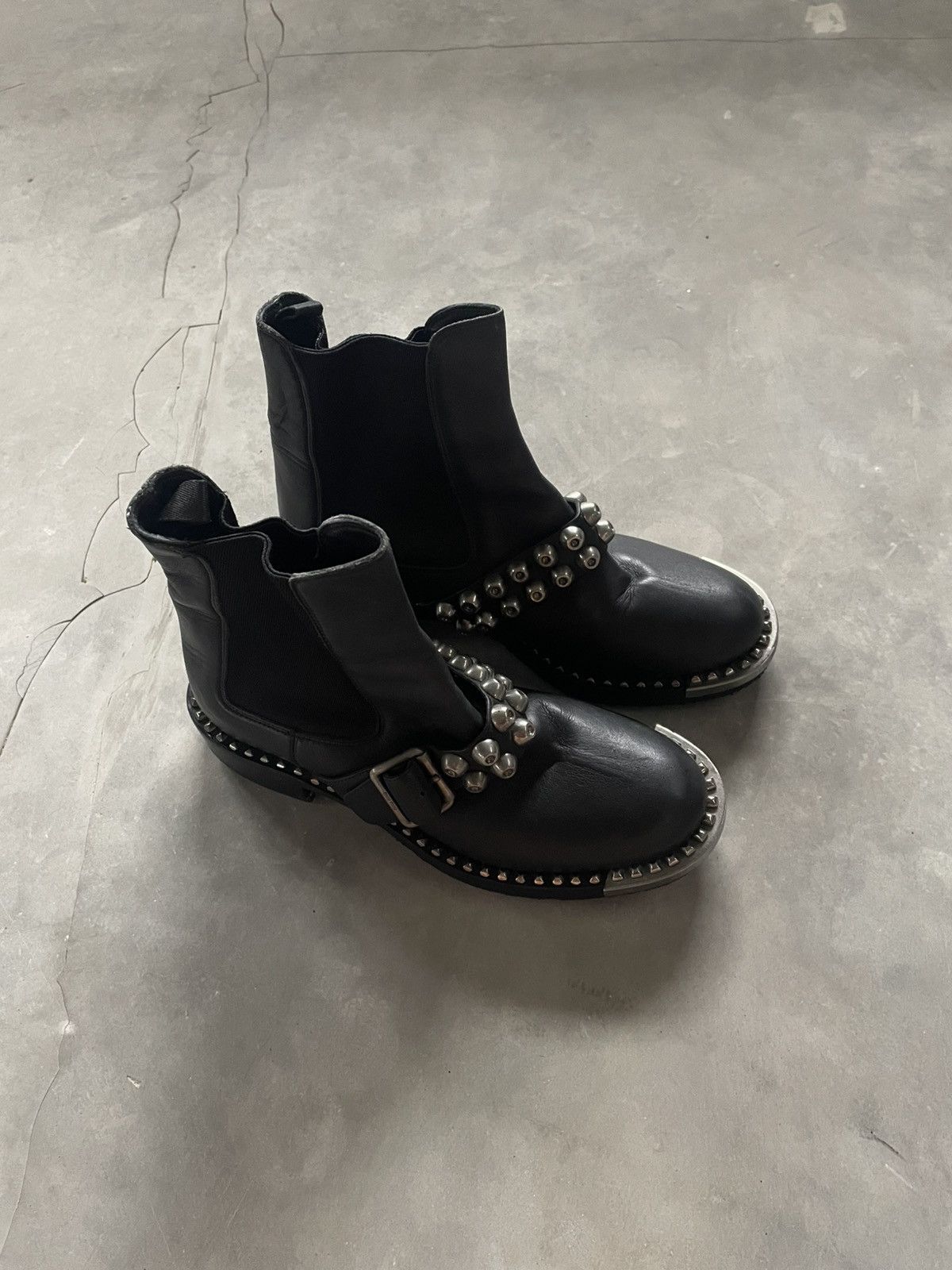 Miu Miu Miu Miu Chelsea Boots Studded Leather Size US 5.5 / IT 35.5 - 2 Thumbnail