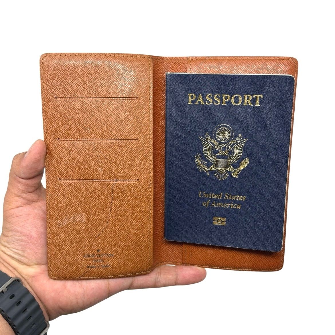 Louis Vuitton Louis Vuitton Monogram Long Wallet / Passport Case Size ONE SIZE - 2 Thumbnail
