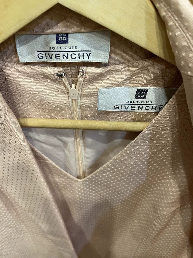 Givenchy Givenchy Women's Suit Dress Set - Spring and Summer Thin V Size S / US 4 / IT 40 - 5 Thumbnail