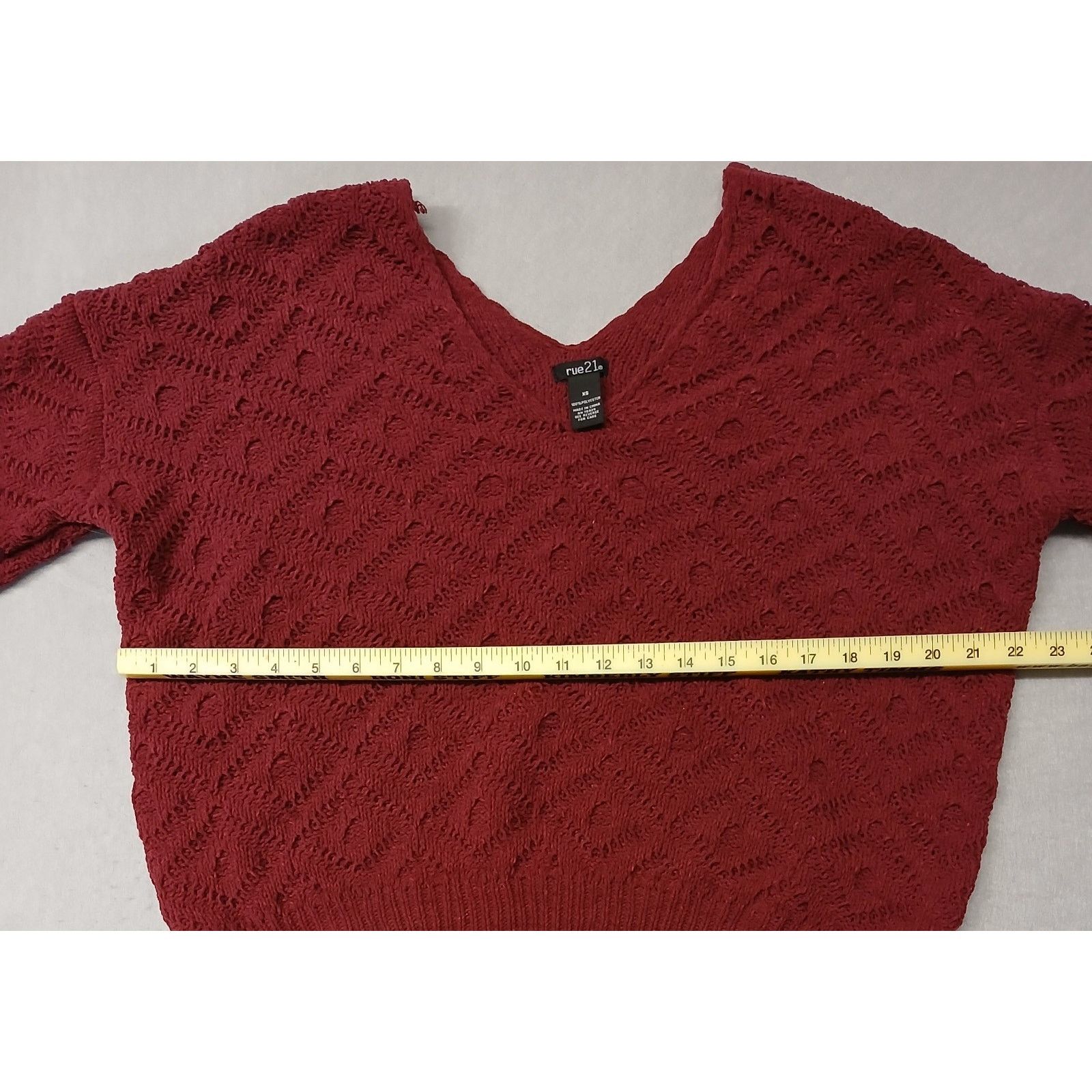 rue21 Rue 21 (XSmall) Women's Burgandy Knitted V-Neck Crop Sweater Size XS / US 0-2 / IT 36-38 - 5 Thumbnail