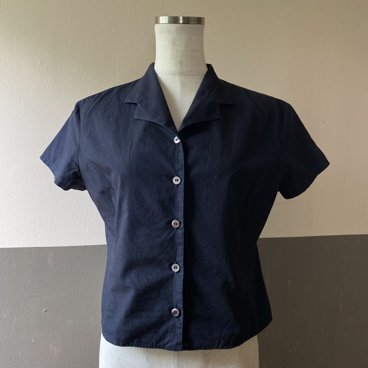 Paul Smith Paul Smith Navy Short Sleeve Button-Up Blouse Size M / US 6-8 / IT 42-44 - 1 Thumbnail