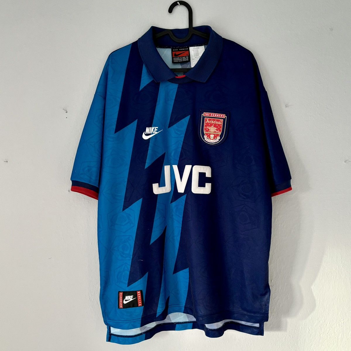 Nike × Vintage 1995 1996 Arsenal London Nike Vintage Away Kit Soccer Jersey Size US XL / EU 56 / 4 - 3 Thumbnail