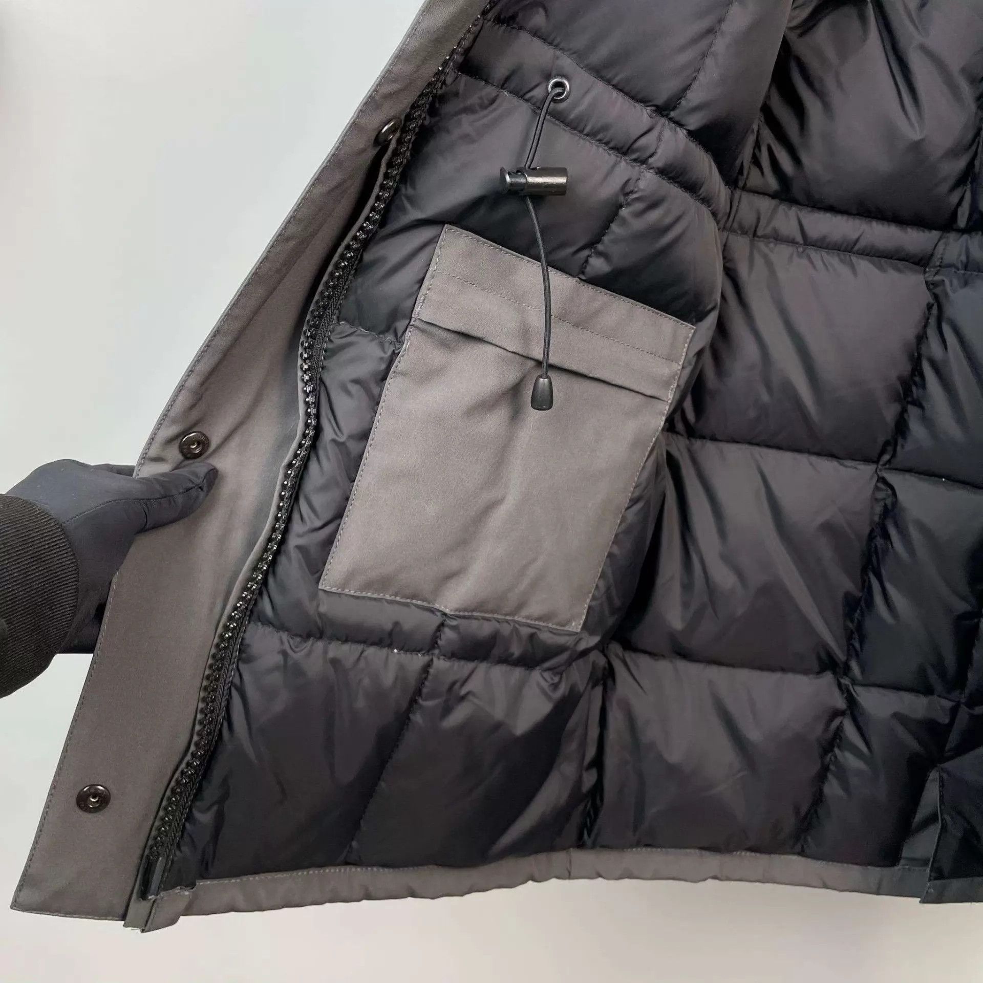 Canada Goose Canada Goose 95 new down jacket M gray Size M / US 6-8 / IT 42-44 - 3 Thumbnail