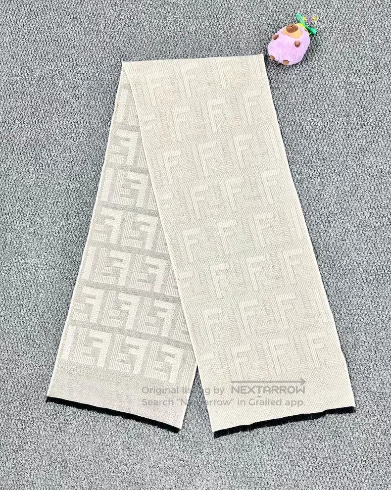 Fendi Fendi size 180*35 cm Gray Monogram Logo Fuzzy Scarf Size ONE SIZE - 1 Thumbnail