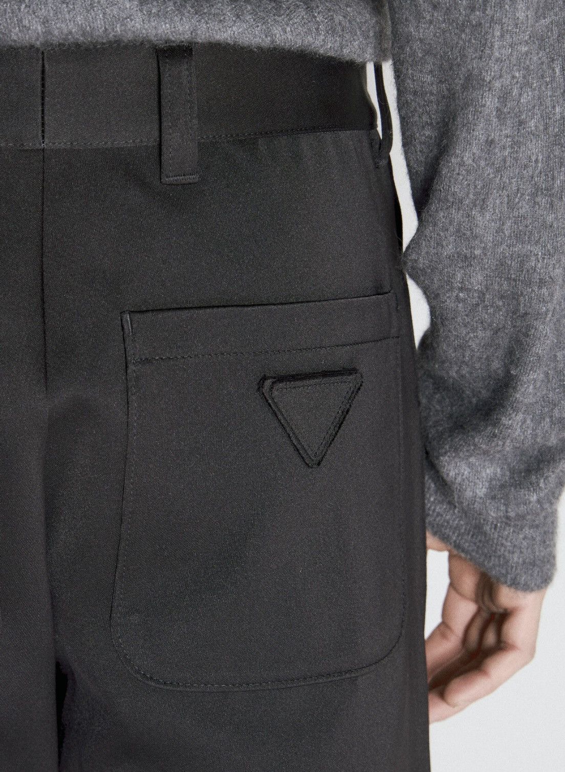 Prada Prada - Black Silk & Cotton Logo Plaque Pants Size US 34 / EU 50 - 1 Thumbnail