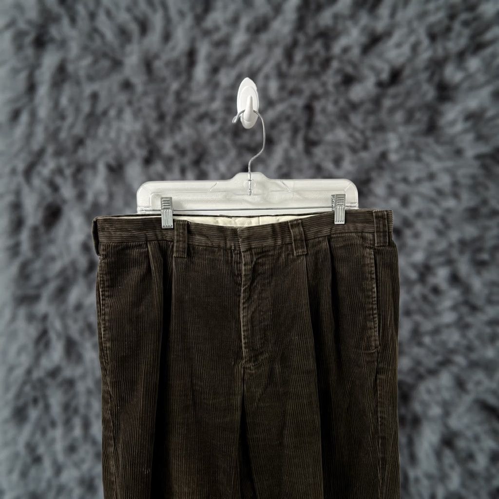 Vintage L.L. Bean Corduroy Pants Mens 36x30 Brown Pleated Relaxed Fit Trousers Pants Shirt? Size US 36 / EU 52 - 1 Thumbnail