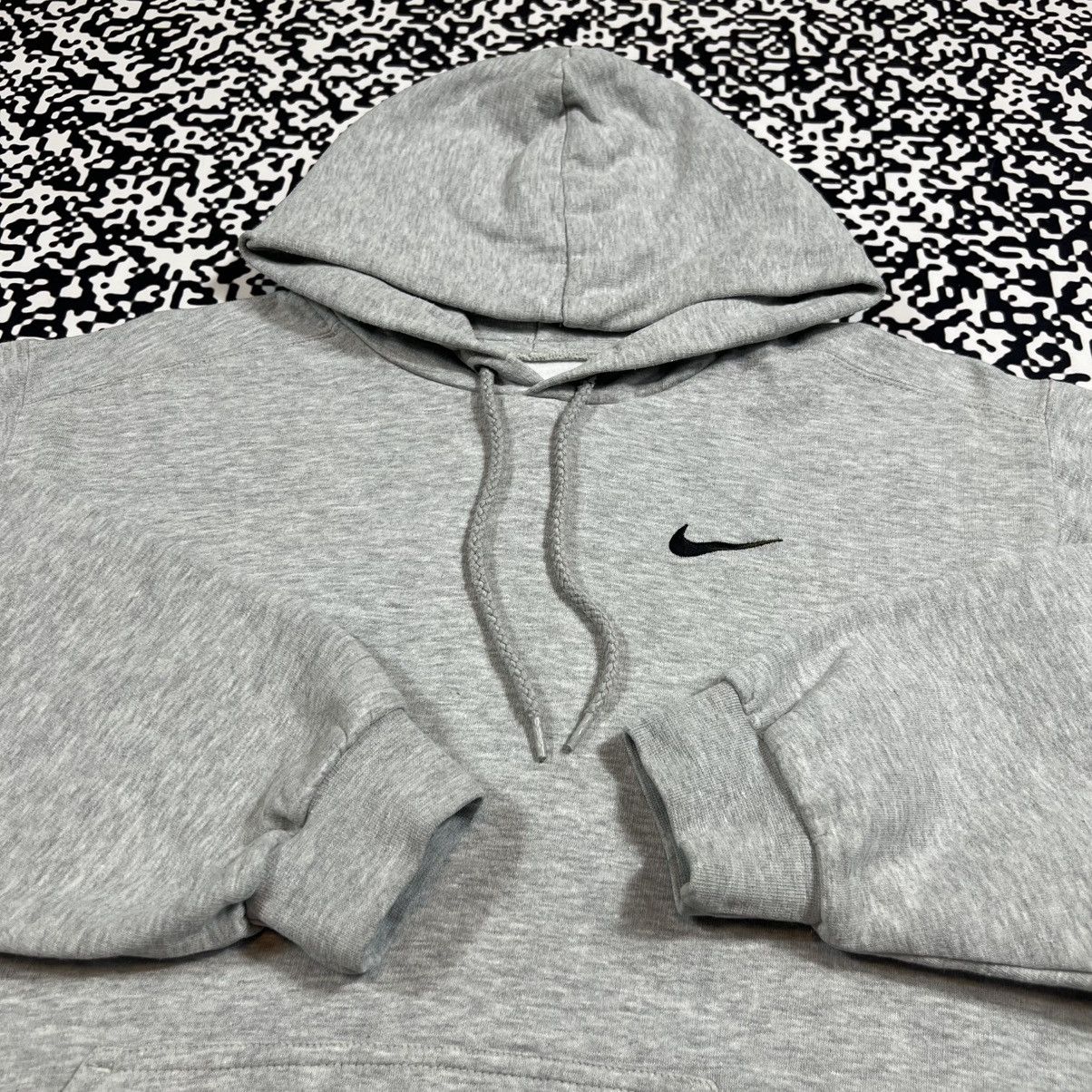 Nike Vintage 90s Nike Swoosh Logo Boxy Hoodie Retro Y2K Style Size S / US 4 / IT 40 - 8 Thumbnail