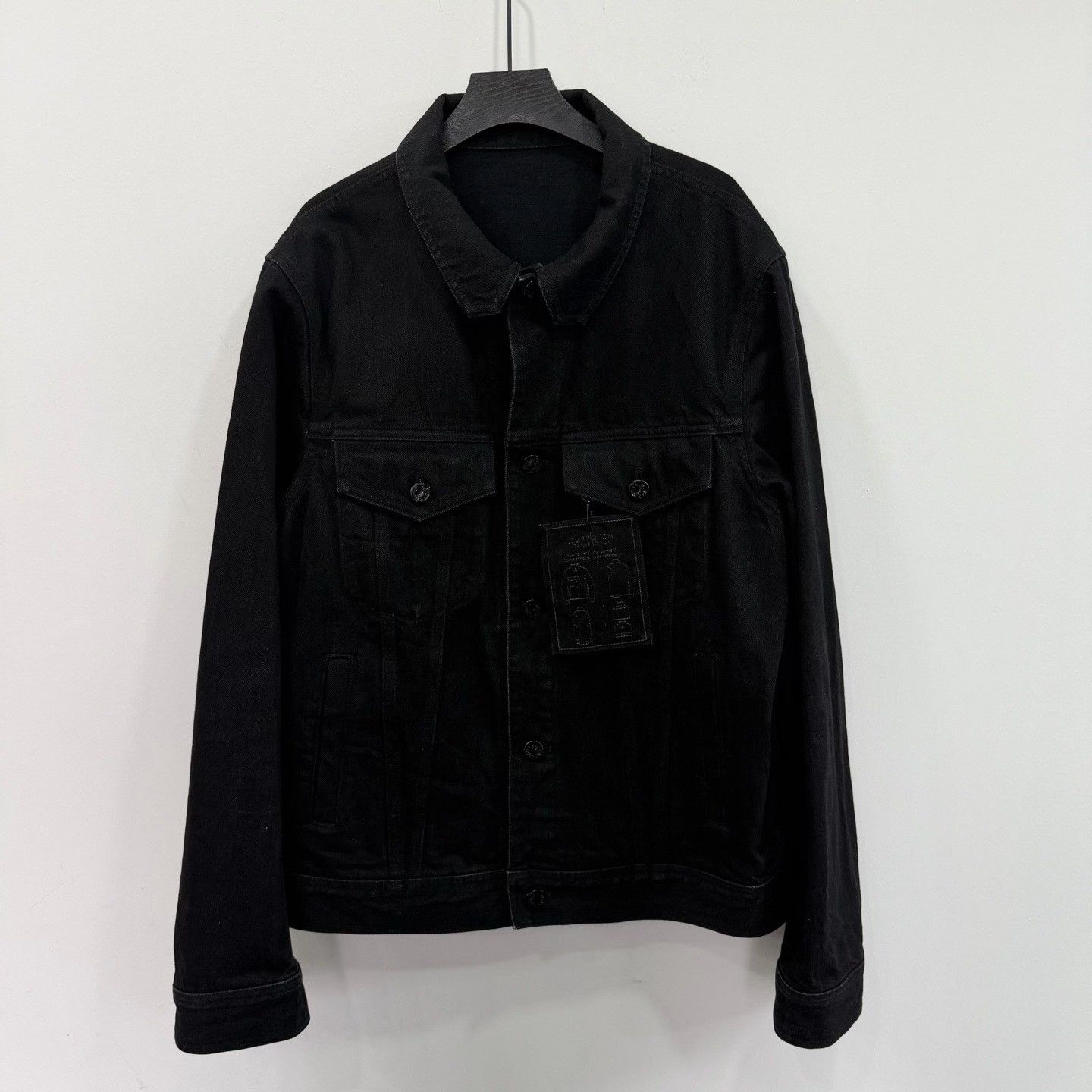 Louis Vuitton Louis Vuitton Denim Graphic Black Light Jacket xl Men Size US XL / EU 56 / 4 - 1 Thumbnail