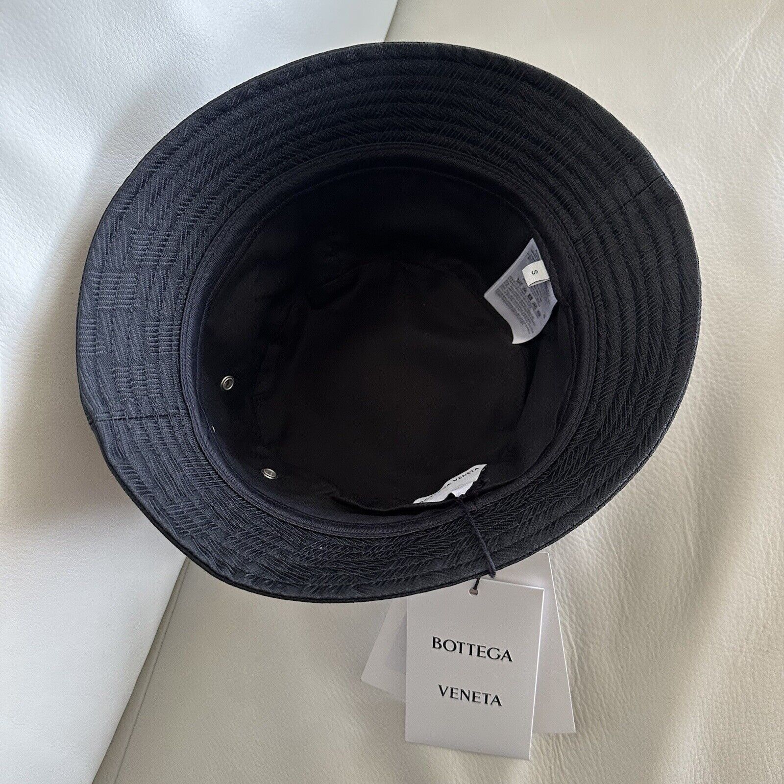 Bottega Veneta NWT Bottega Veneta Intrecciato Jacquard Bucket Hat in Black Size ONE SIZE - 10 Thumbnail