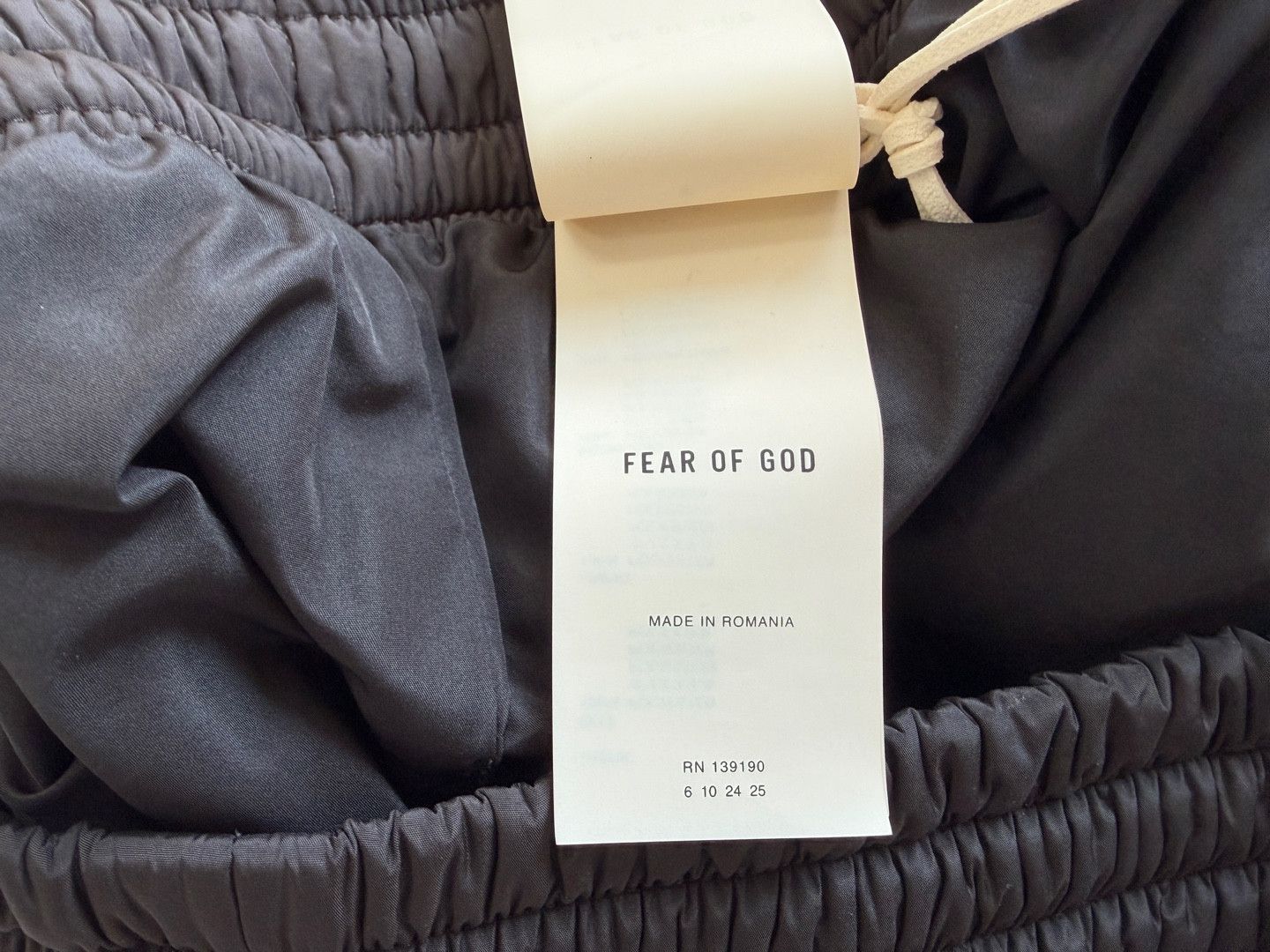 Fear of God 8th Double Layer Relaxed Shorts Eternal 6th 7th essential Size US 32 / EU 48 - 13 Thumbnail