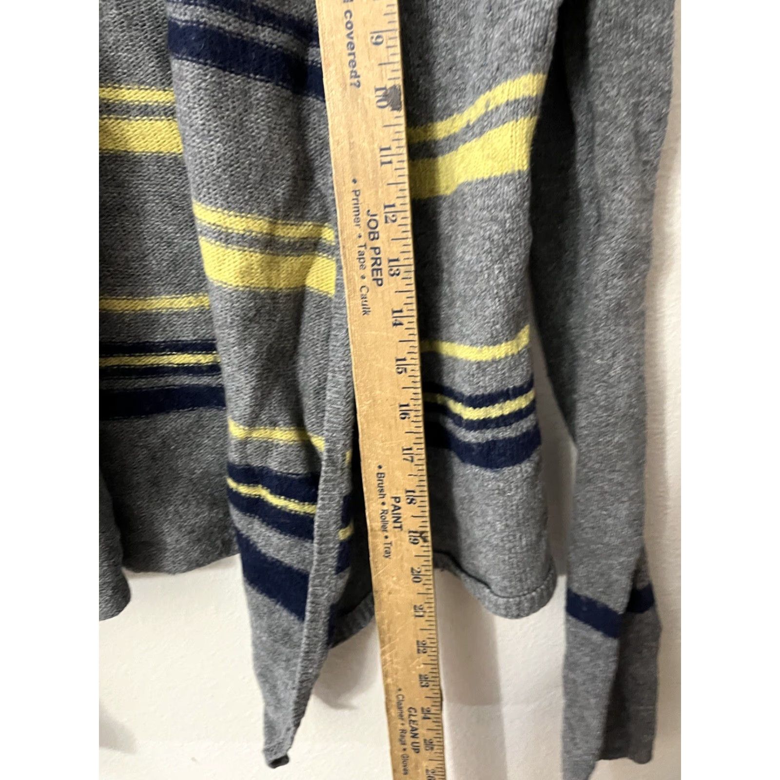 Bcbgmaxazria BCBGMAXAZRIA Cardigan Women Open Front Long Sleeve Gray Striped Size S Knit Sweater Size S / US 4 / IT 40 - 4 Thumbnail