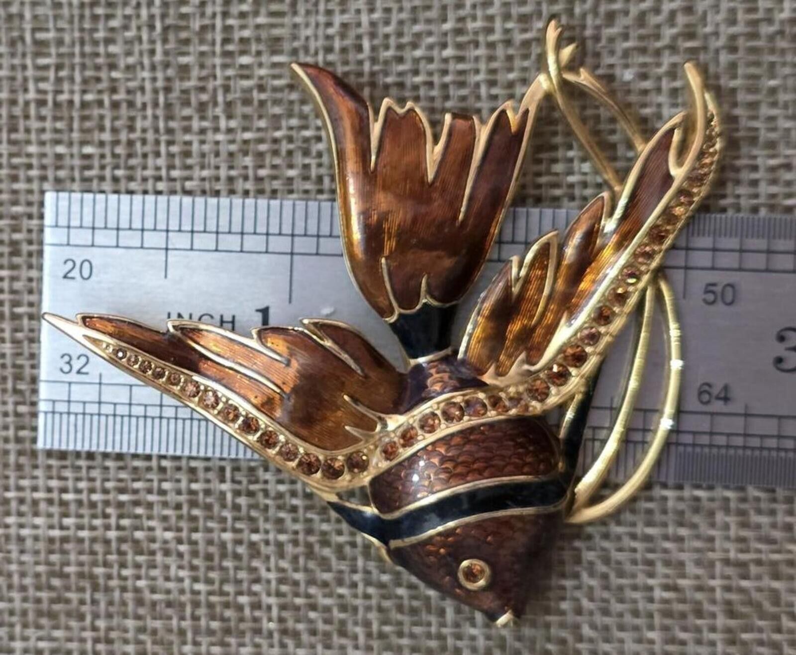 Swarovski Vintage SWAROVSKI Enamel Angelfish Orange Gold Pin Brooch Size ONE SIZE - 8 Thumbnail