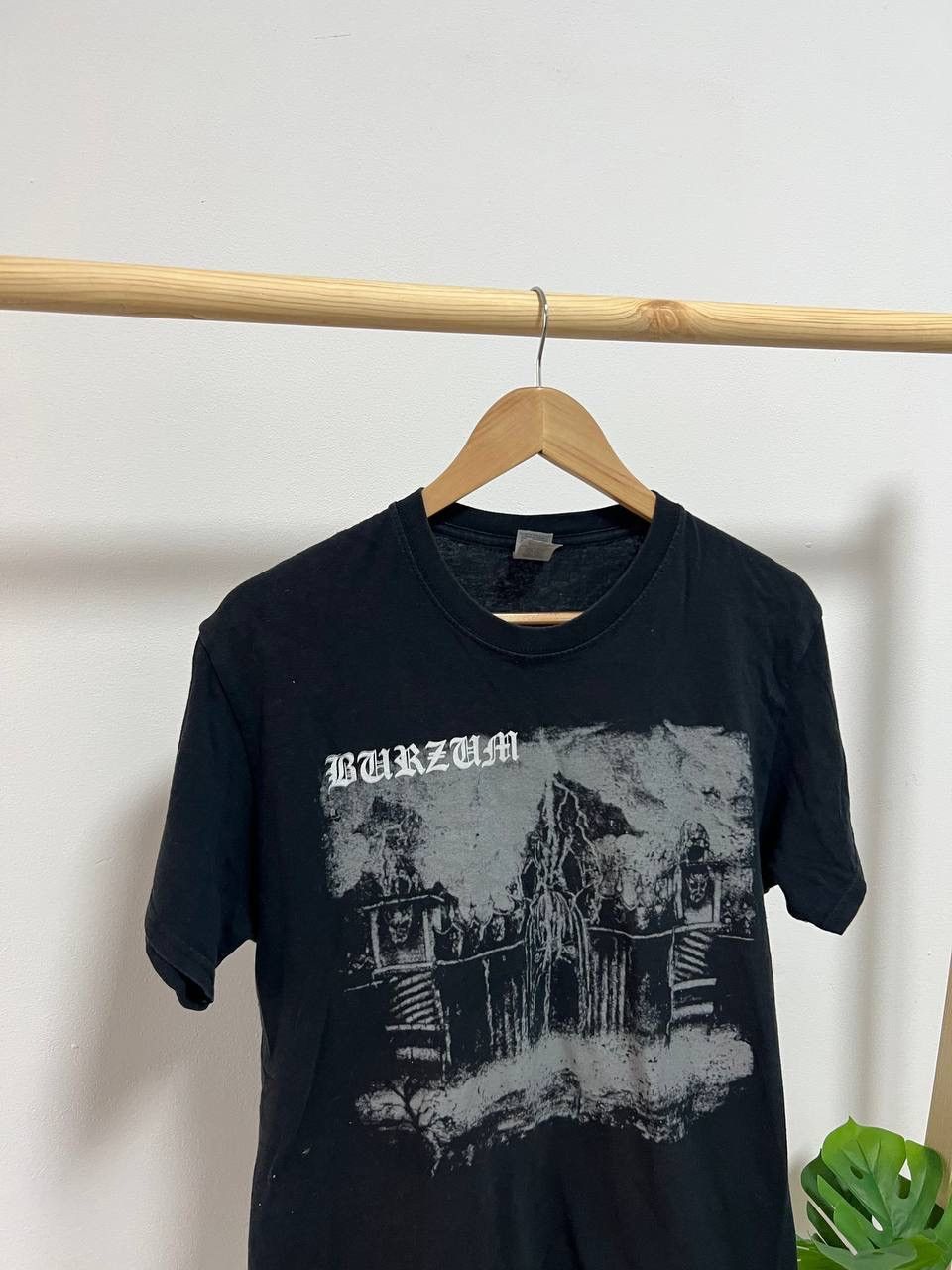 Band Tees Burzum T-shirt Rock Band Tee Vintage Size L Size US L / EU 52-54 / 3 - 3 Thumbnail