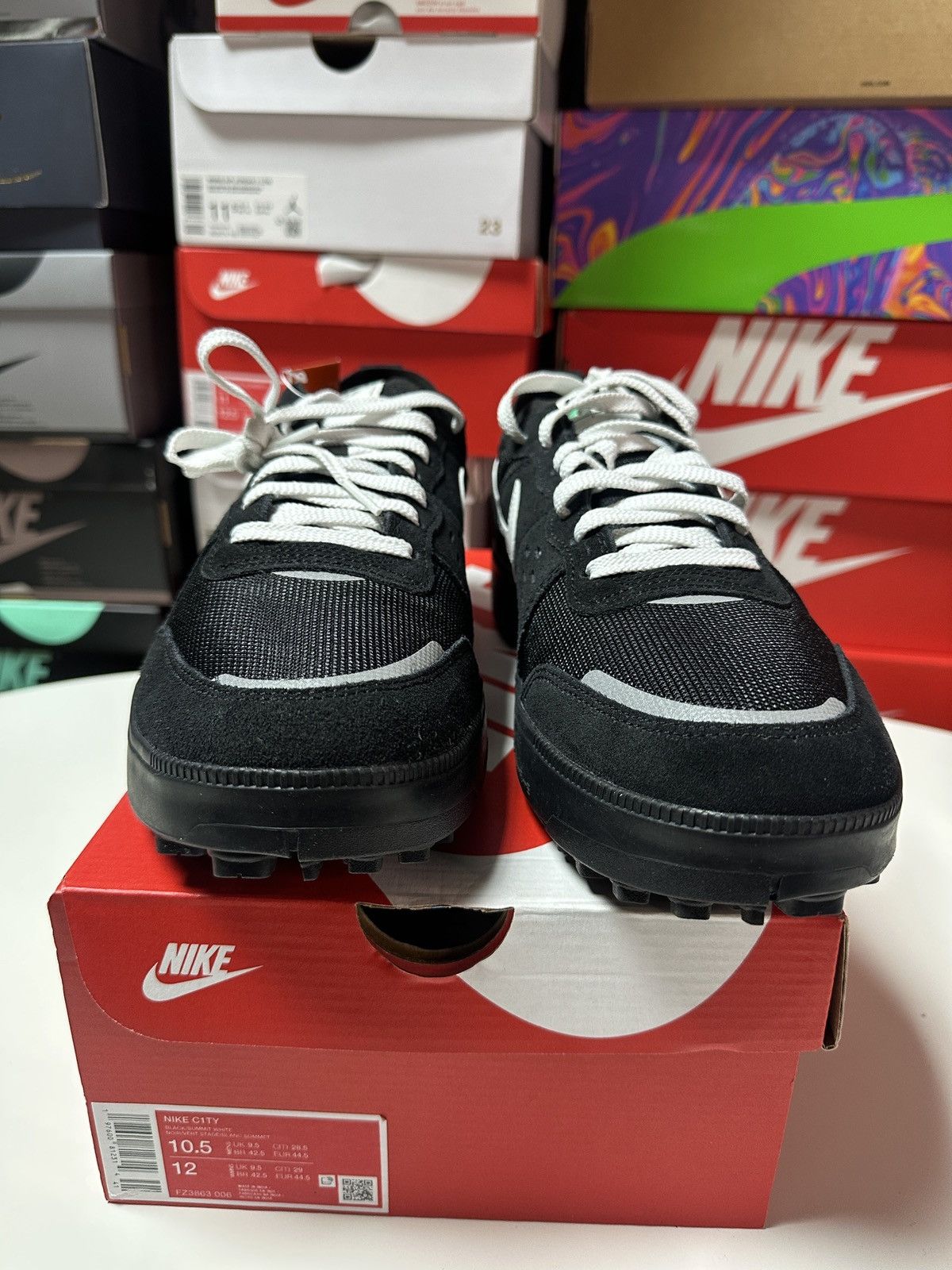 Nike *New Size 10.5 US MEN. Nike C1TY Black Summit/ White. Size US 10.5 / EU 43-44 - 6 Thumbnail