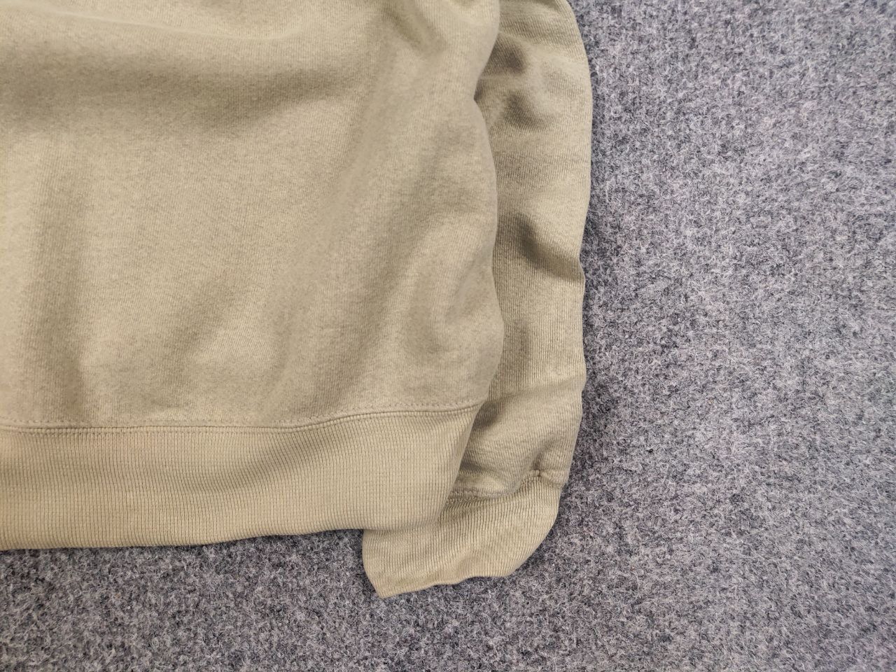 Fruit Of The Loom Vintage 90's Fruit Of The Loom Blank Crew Chek Sweatshirt Size US L / EU 52-54 / 3 - 10 Thumbnail