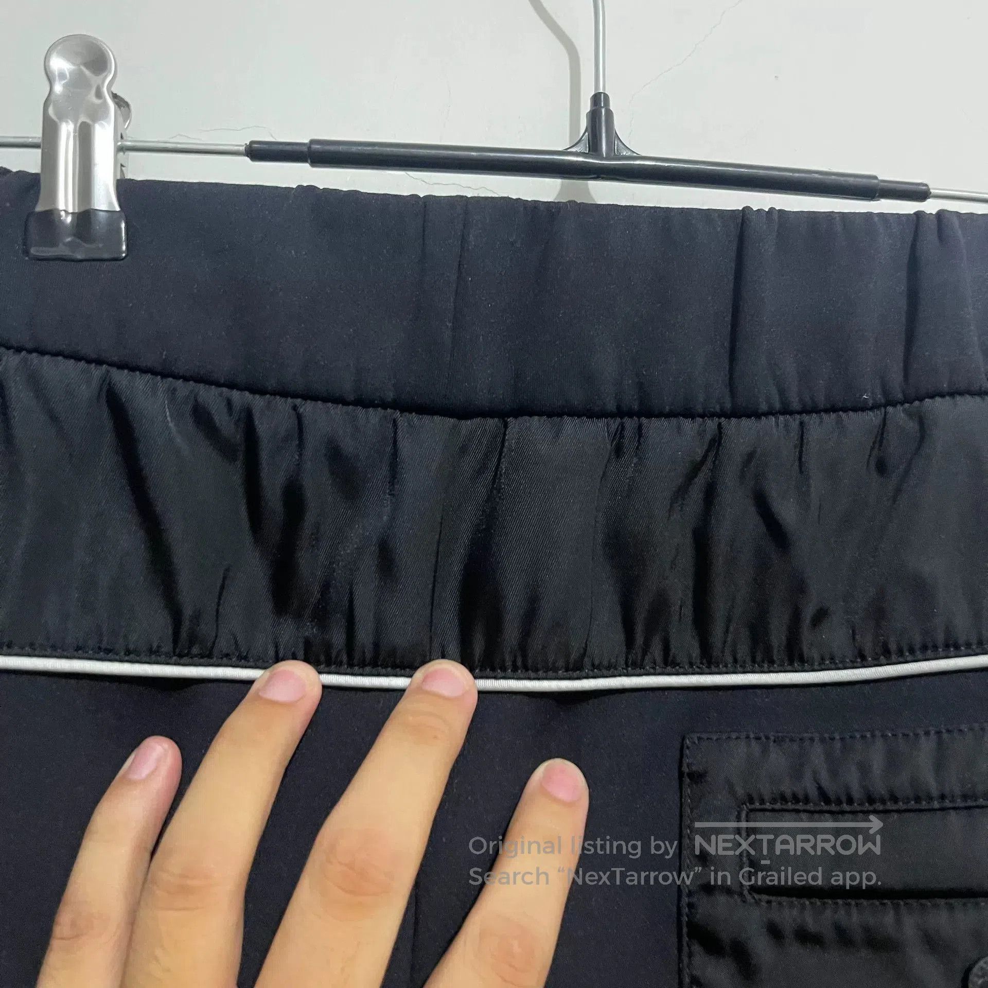 Prada Prada Black Triangle Logo Sports Pants L. Size US 28 / EU 44 - 7 Thumbnail