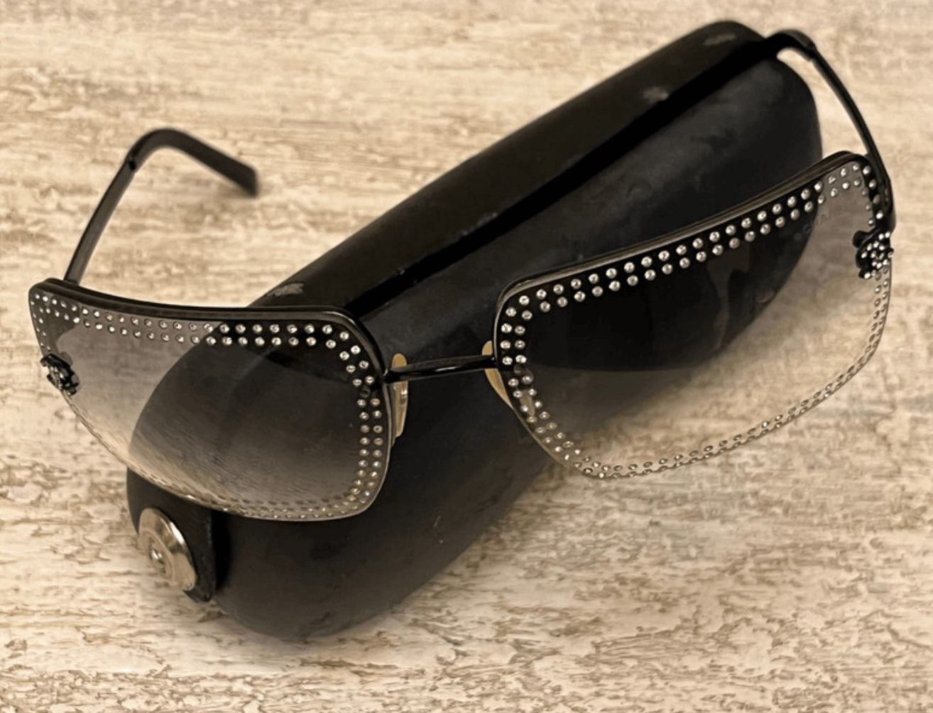 Chanel Chanel Sunglasses 4105-D Iconic rare CC Vintage 4017 Size ONE SIZE - 4 Thumbnail
