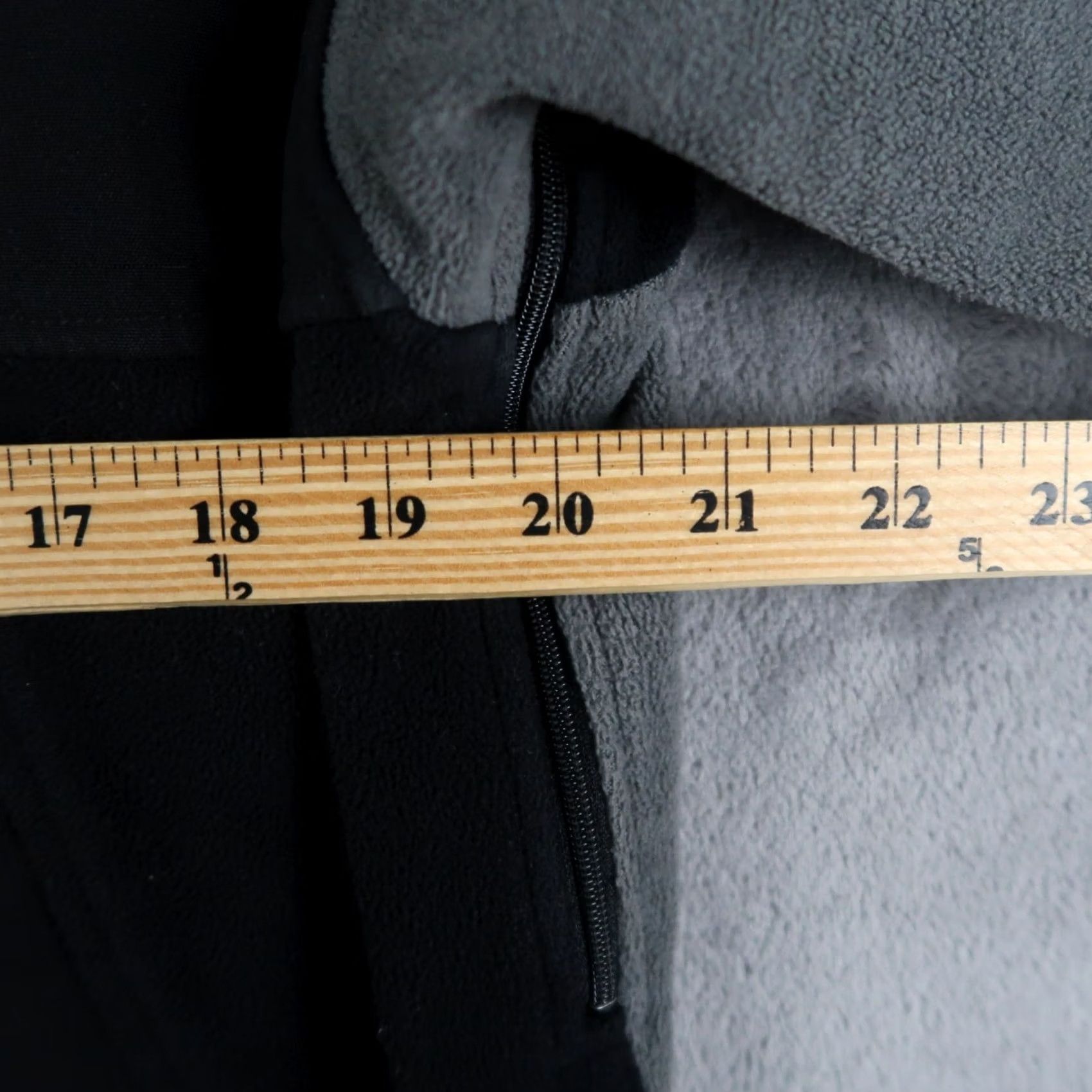 Mountain Hardwear VINTAGE Mountain Hardwear Jacket Mens M Medium Gray Windstopper Size US M / EU 48-50 / 2 - 6 Thumbnail