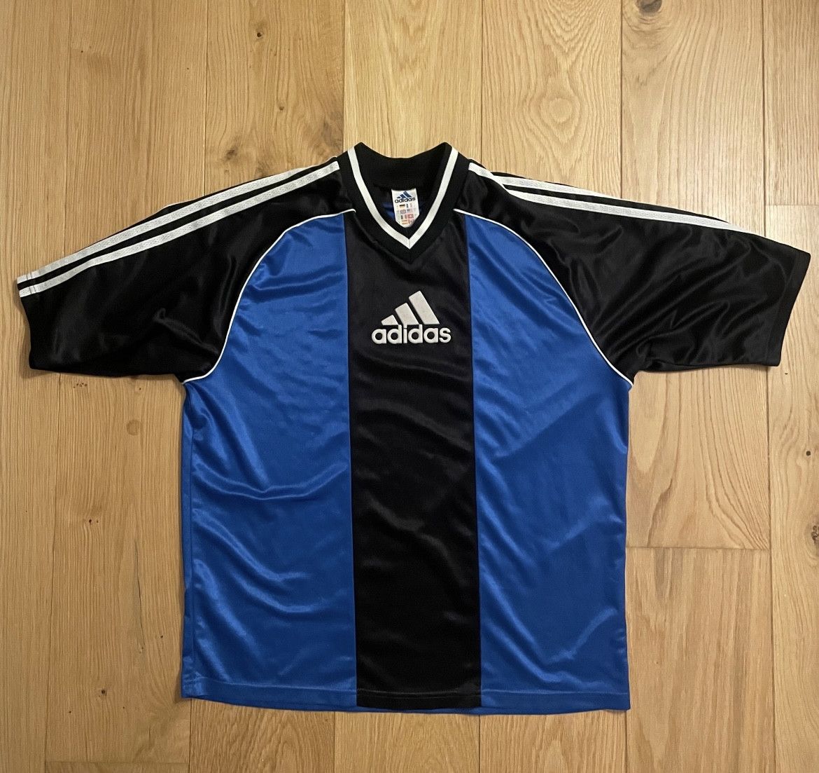 Adidas Vintage Adidas Blue Black Football Shirt 90s 00s Centre Logo Size US L / EU 52-54 / 3 - 1 Thumbnail