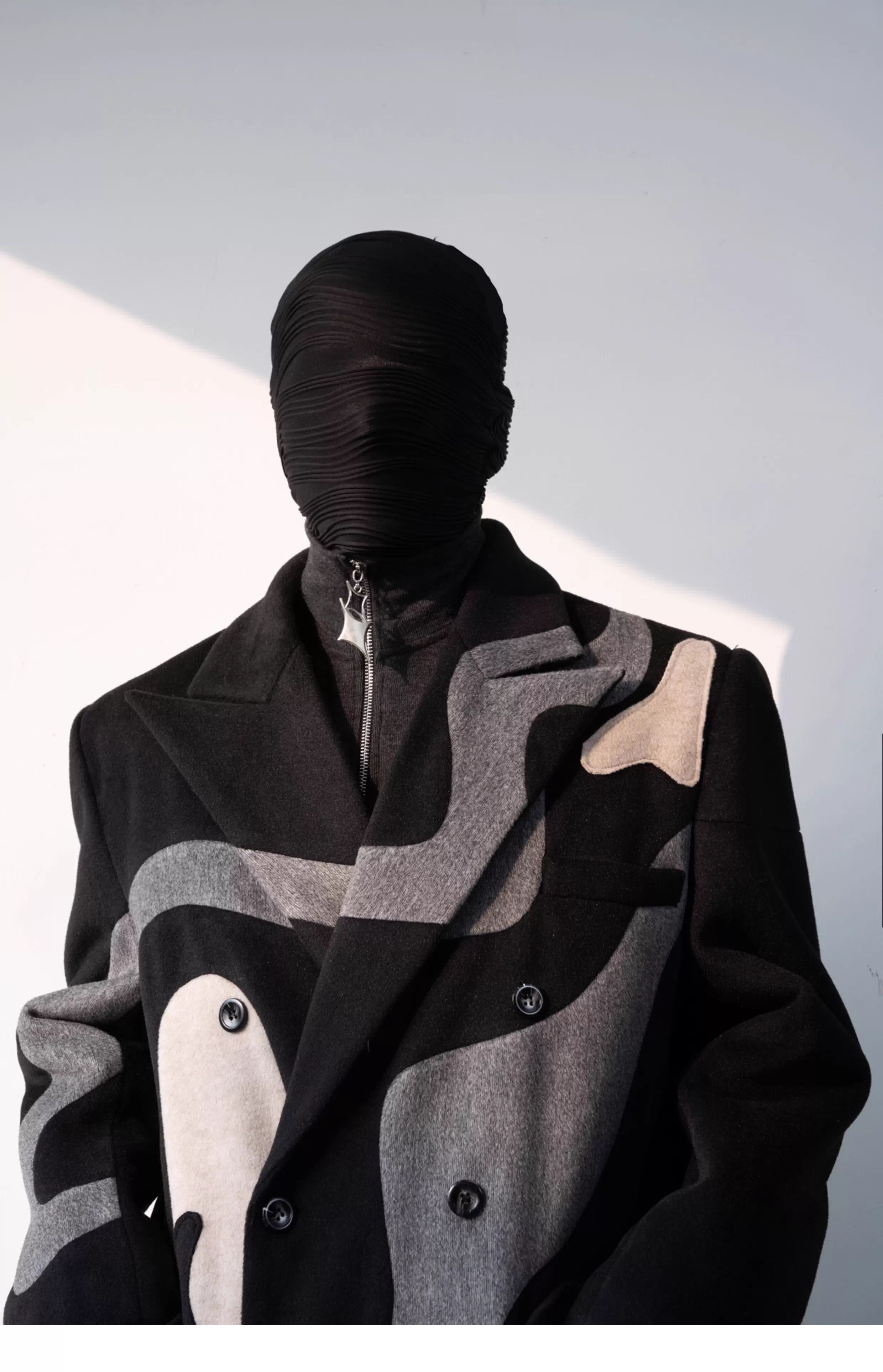 Other Men’s Geometric design coat Size US M / EU 48-50 / 2 - 4 Thumbnail