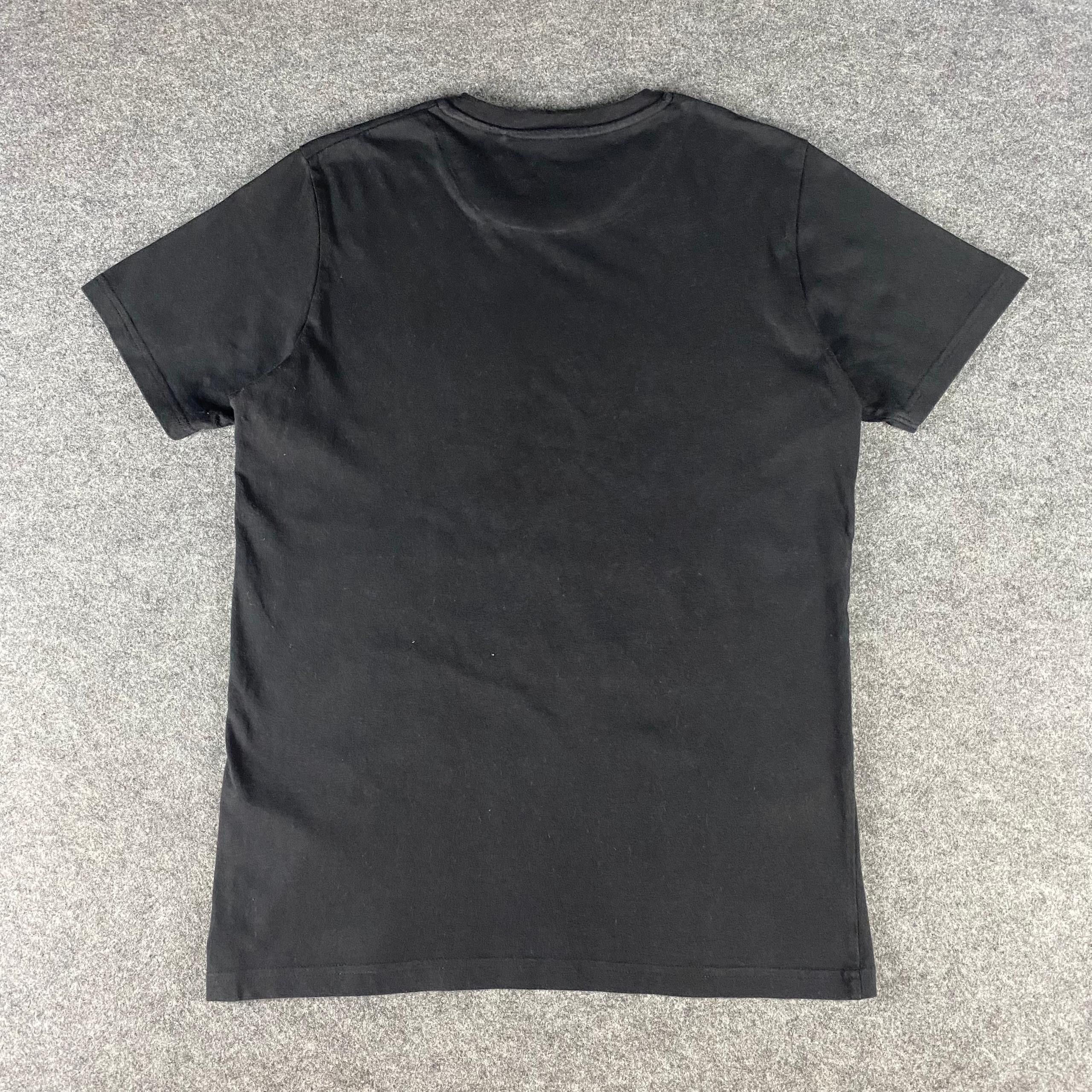 Anime Ghosts In the Shell by Uniqlo Tshirt Size US M / EU 48-50 / 2 - 6 Thumbnail