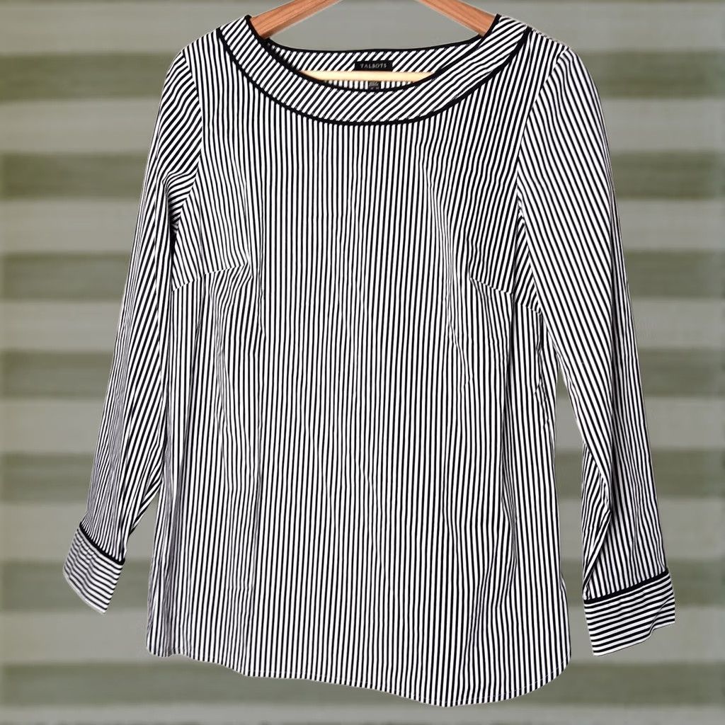 Talbots Talbots Blouse Shirt Women Small White Black Striped Round Neck Long Sleeve Zip Pullover Classic Casual Business Travel Size S / US 4 / IT 40 - 1 Thumbnail