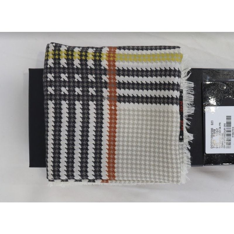 Saint Laurent Paris o1rshd1 Size: OS / Bandanna in Off White/Grey Size ONE SIZE - 9 Thumbnail