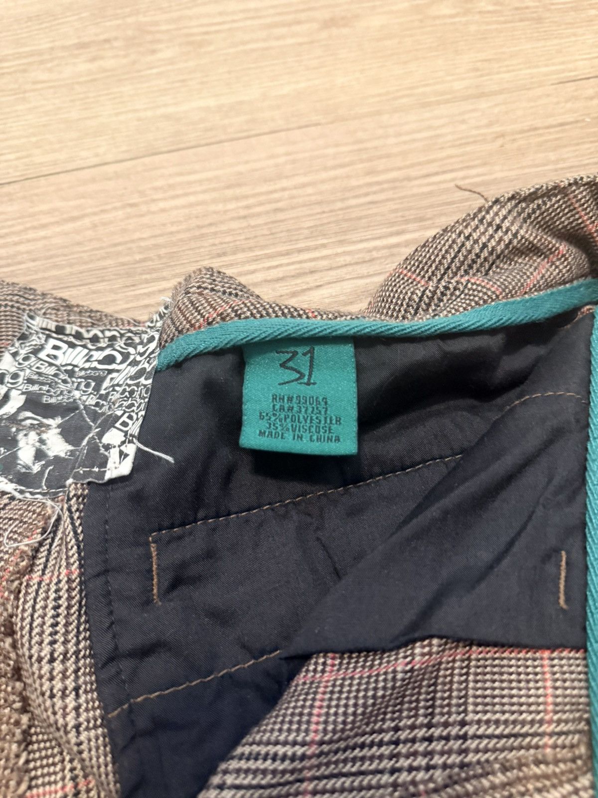 Billabong Plaid Y2K Billabong shorts Size US 31 - 7 Thumbnail