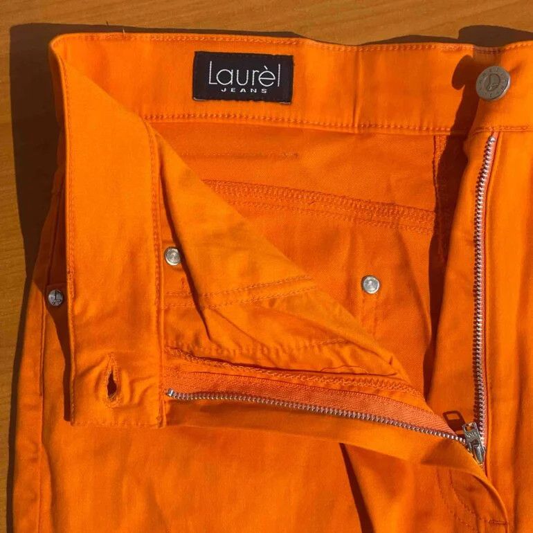 Laurel LAUREL JEANS BRAND NEW ITALIAN DENIM Size 27" / US 4 / IT 40 - 9 Thumbnail