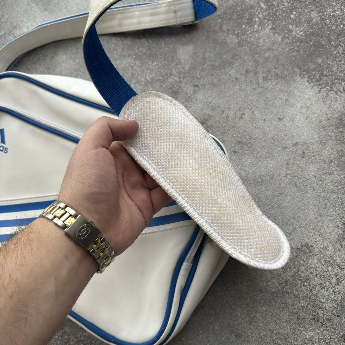 Adidas × Vintage Adidas Y2K Vintage Crossbody Bag Size ONE SIZE - 5 Thumbnail