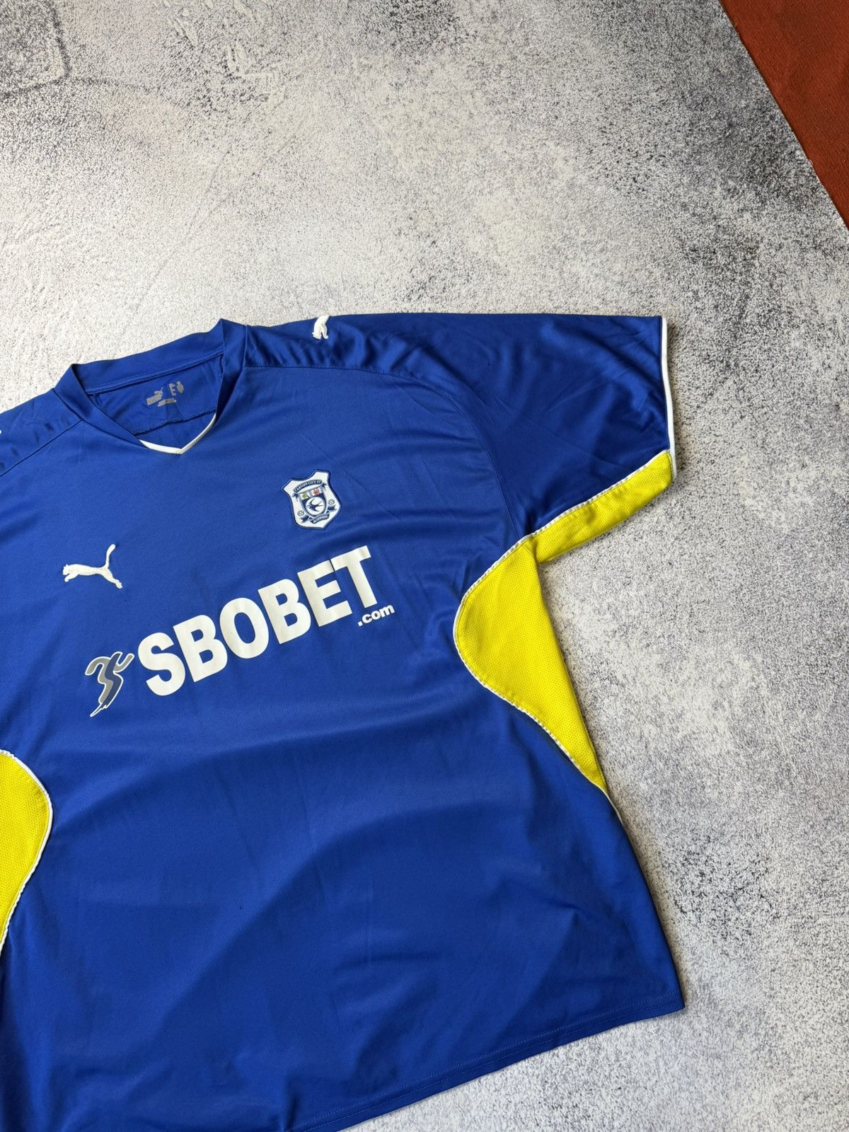 Puma Vintage Puma Cardiff City 2009/10 Home Shirt Soccer Jersey Size US XL / EU 56 / 4 - 4 Thumbnail