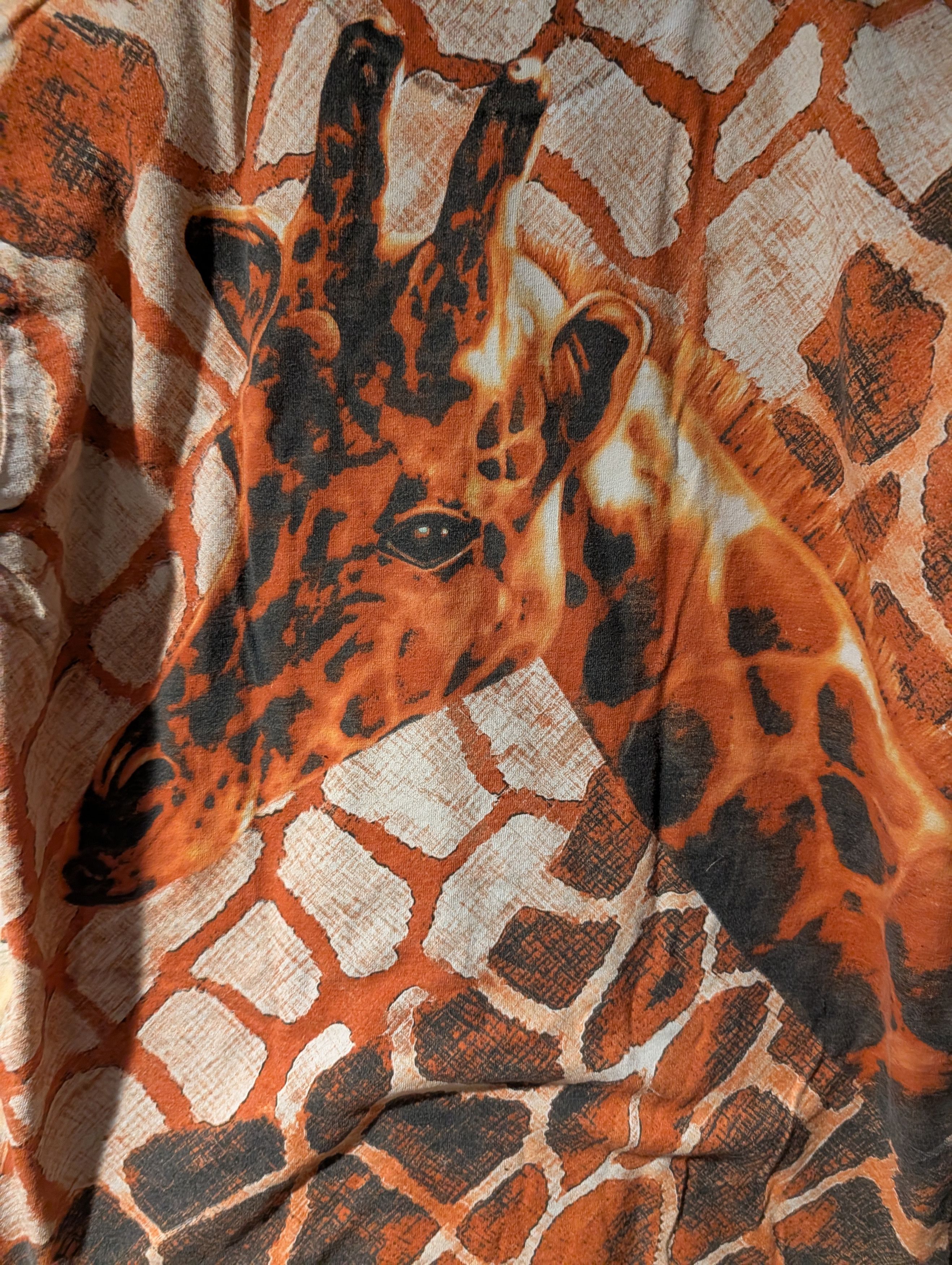 Arts & Science Vintage 90s Giraffe Animal Nature Zoo All Over Print T-Shirt Size US M / EU 48-50 / 2 - 2 Thumbnail