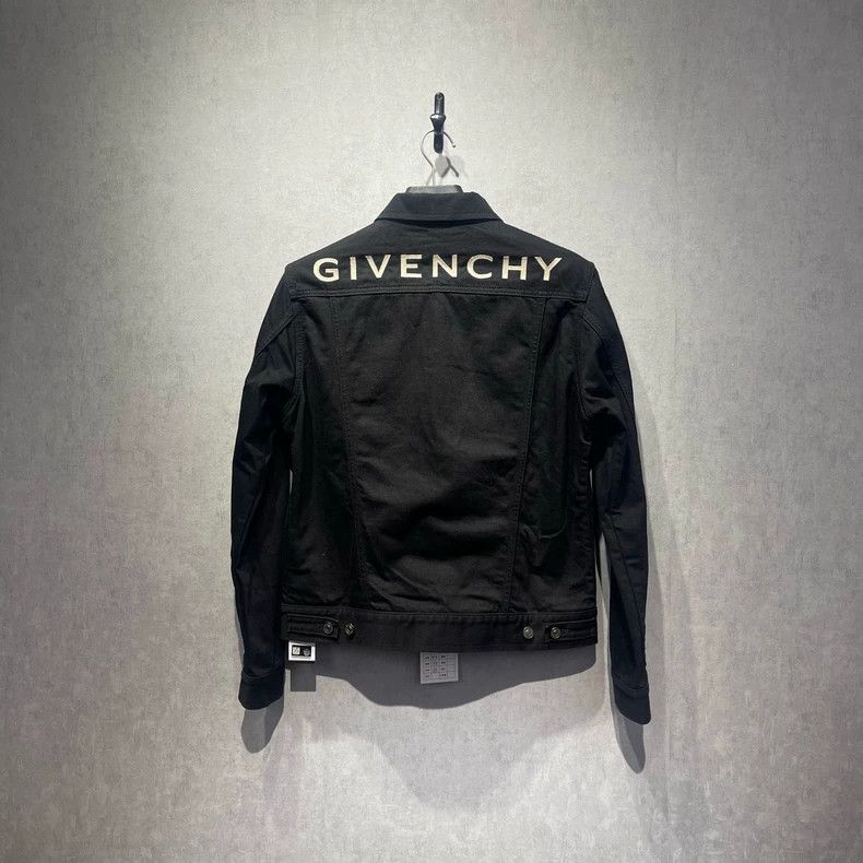 Givenchy Embroidered logo jacket on the back XL size