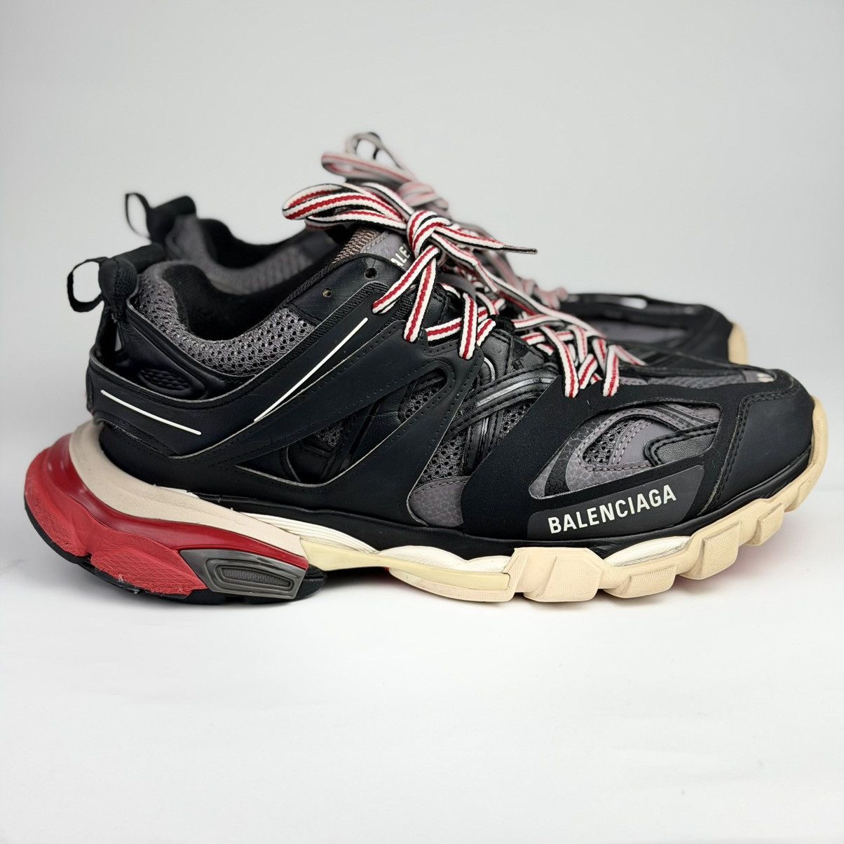Balenciaga Balenciaga Track Bred Sneakers Size US 8 / EU 41 - 2 Thumbnail