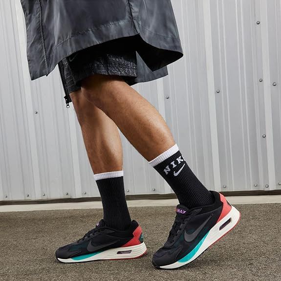 Nike o1s1v1n0824 Low-Top Sneakers in Multicolor Size US 11.5 / EU 44-45 - 4 Thumbnail